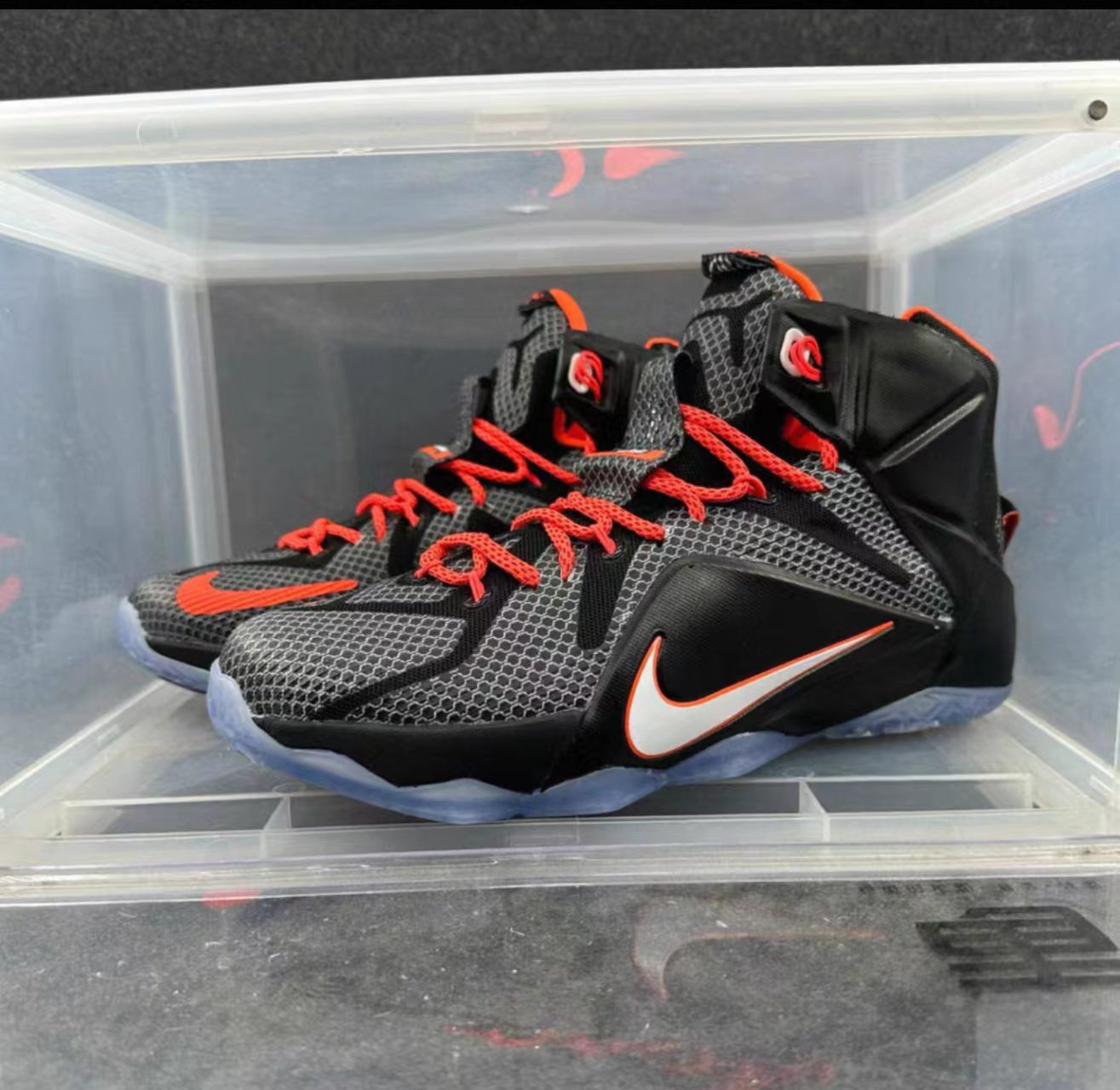 Nike LeBron 12 Court Vision