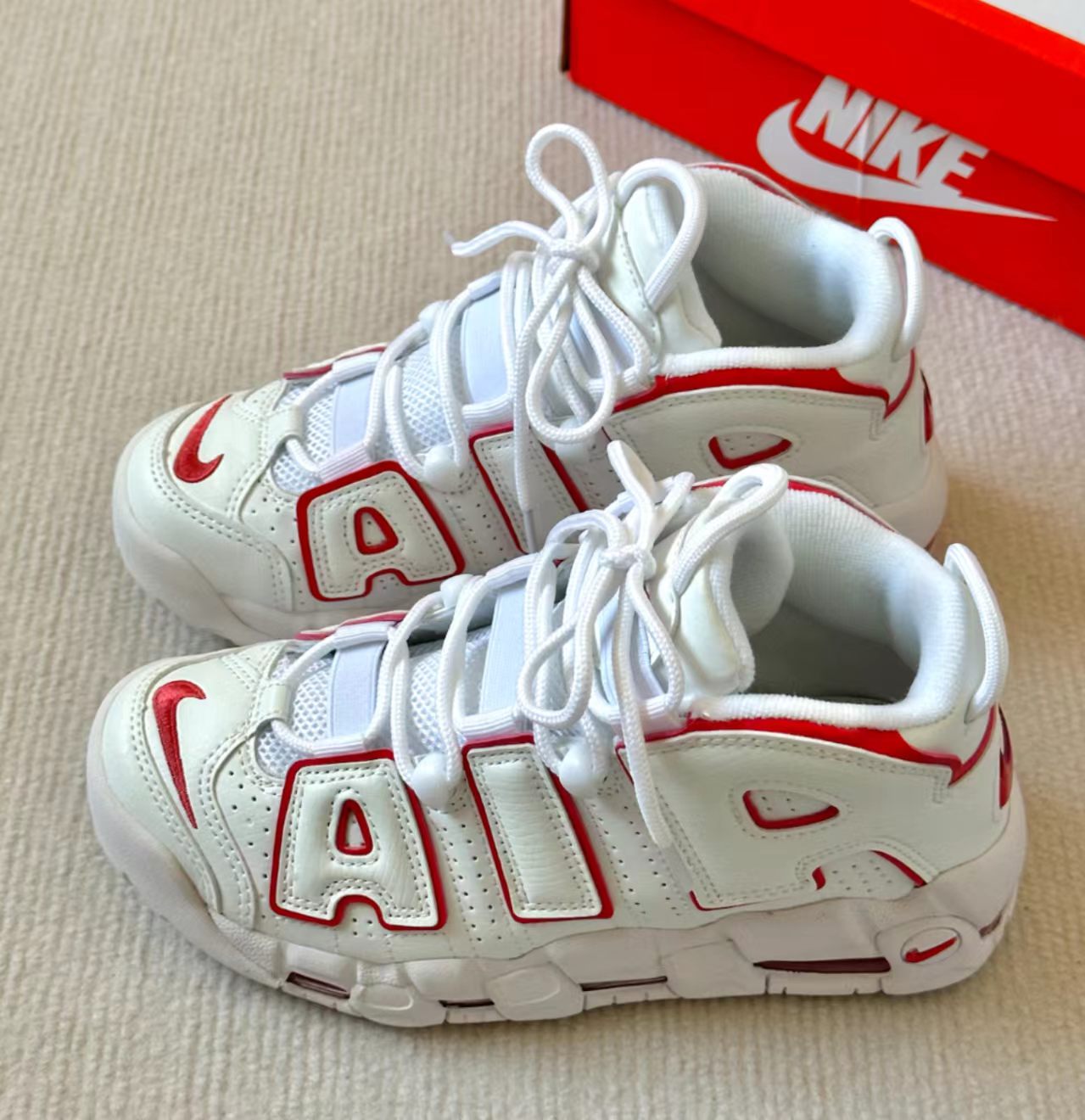 Nike Air More Uptempo White Red