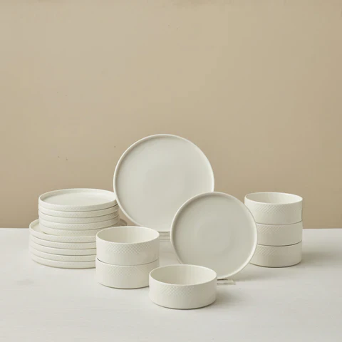 Karaca Salvare Diamond Service De Table 18 Pièces En Bone China Pour 6 Personnes, Blanc