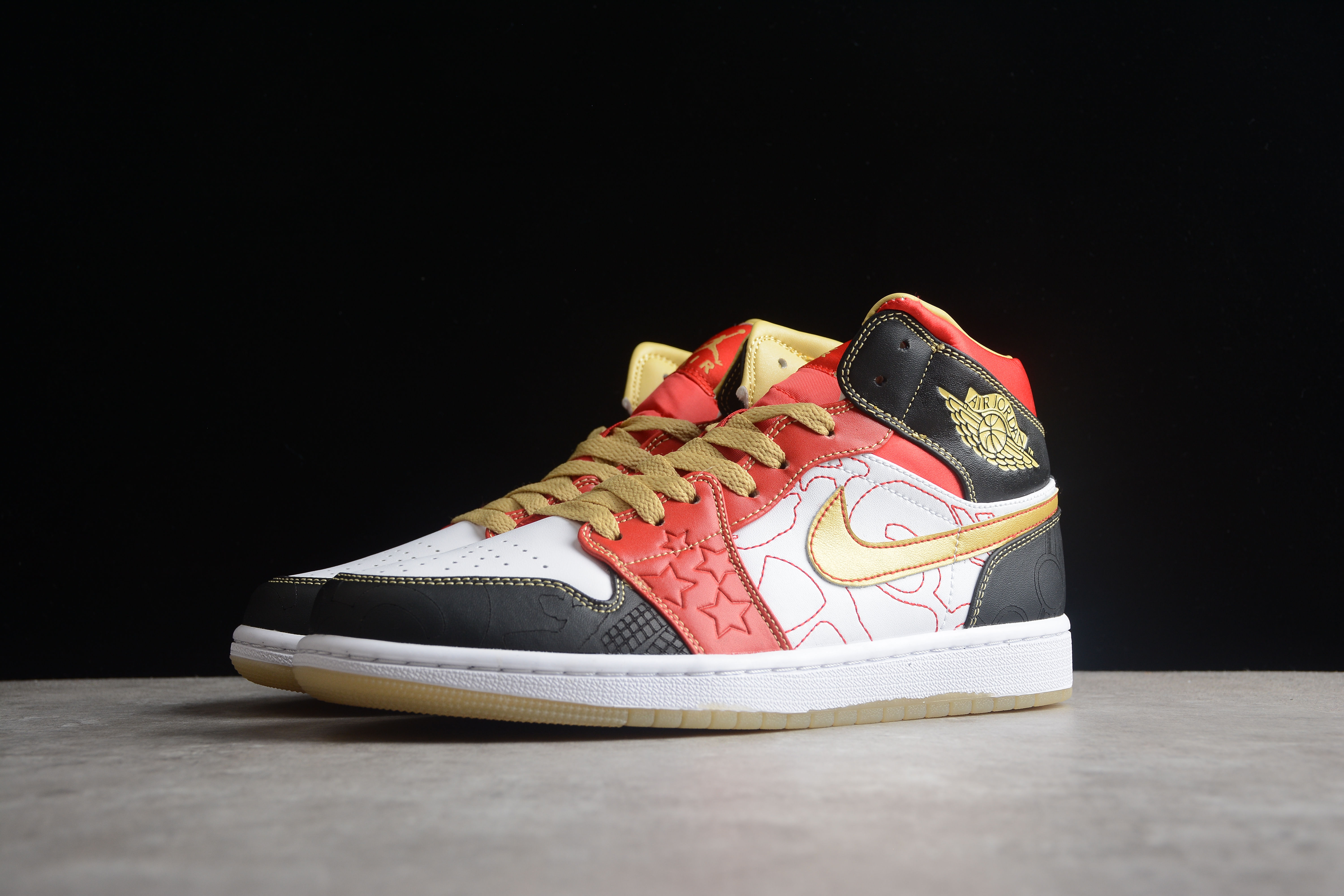 Air Jordan 1 Mid SE GC XQ 2022 Unisex Sneakers White Gold-Dust Sport-Red