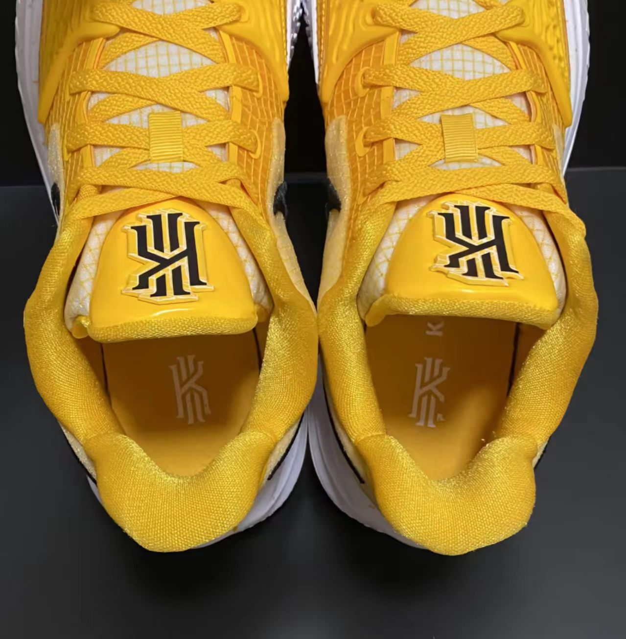 Nike Kyrie Low 4 TB "University Gold"