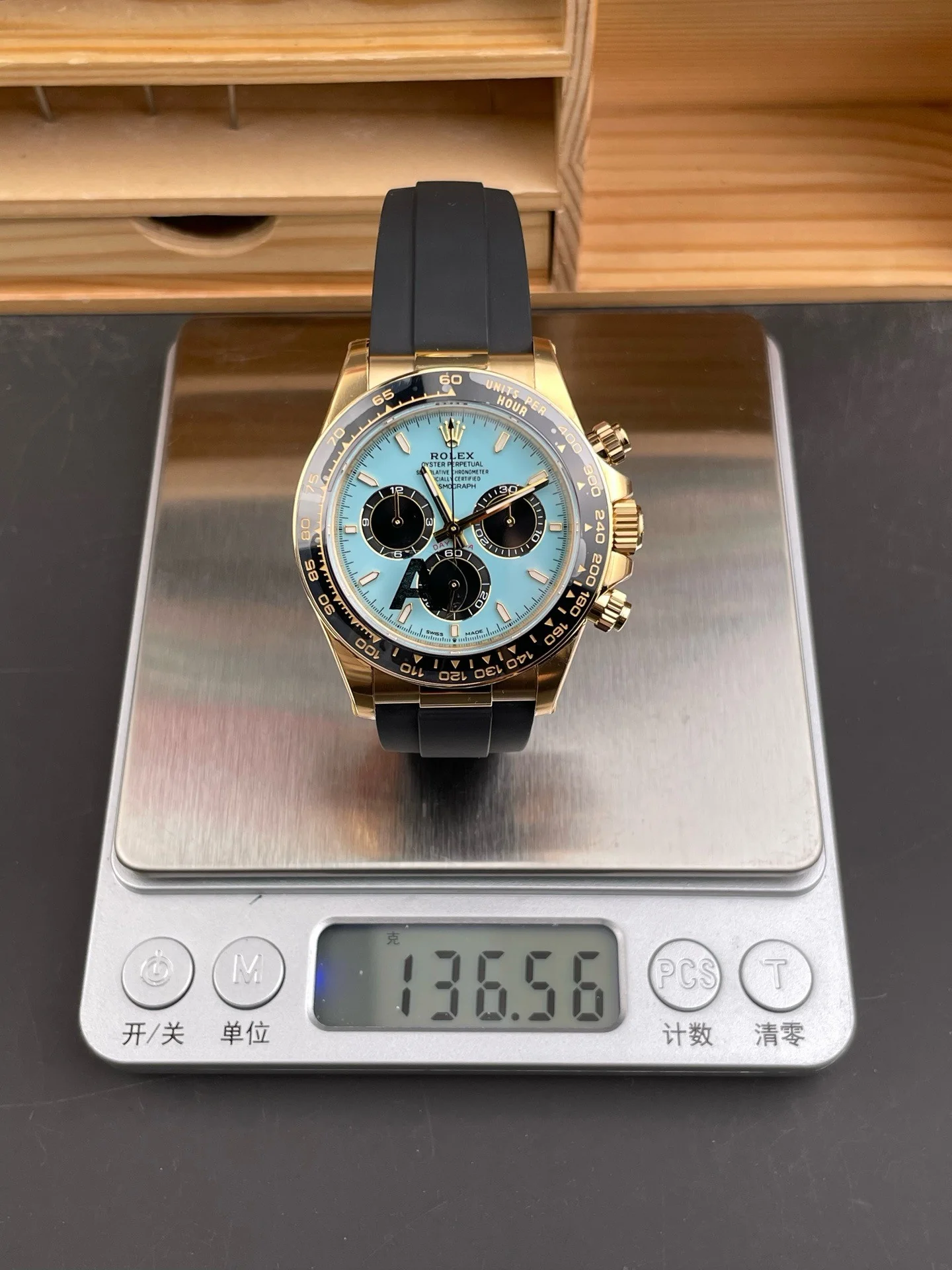 New Daytona Tiffany Blue Dial