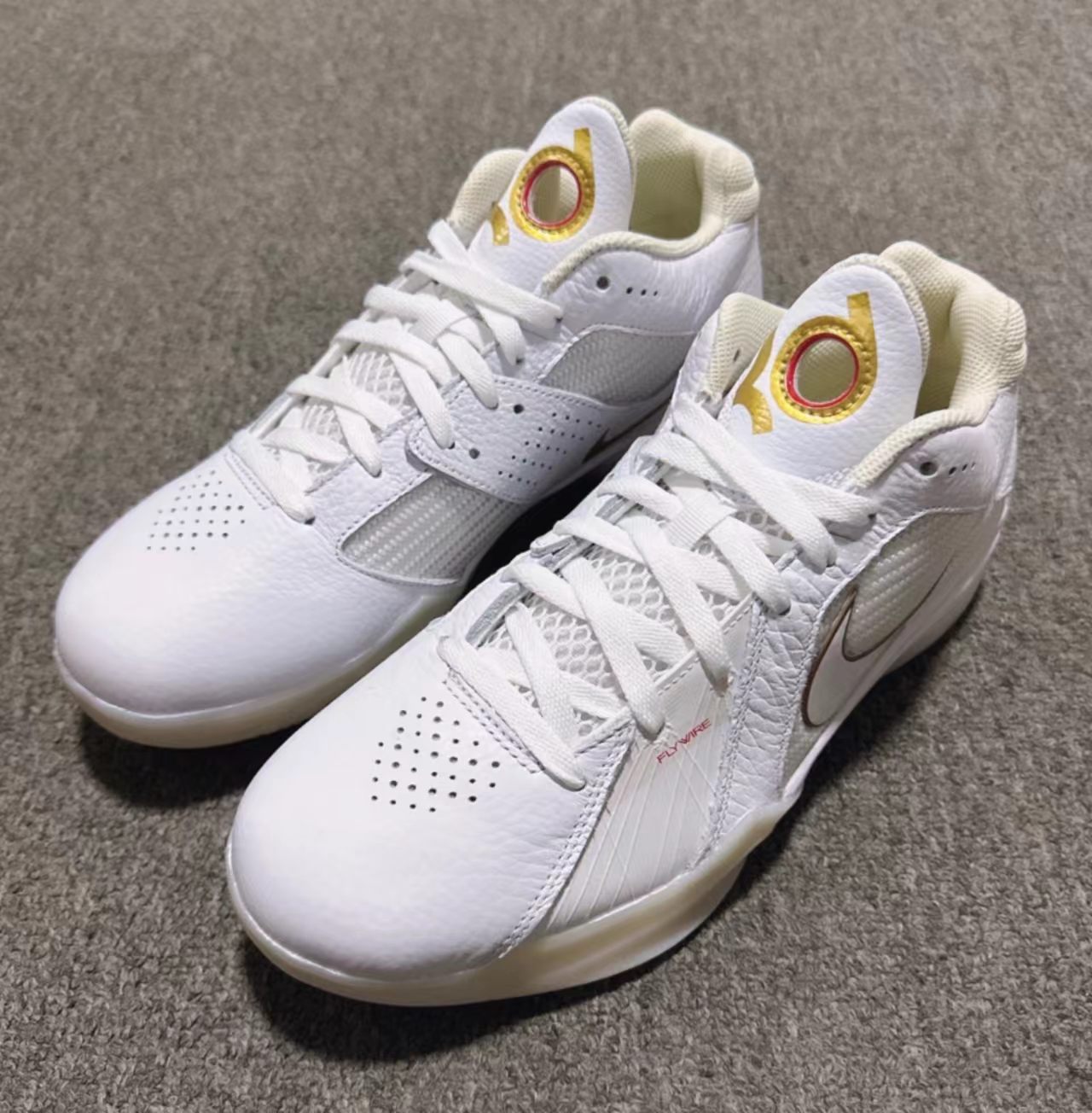 Nike Zoom KD 3 Retro White Metallic Gold
