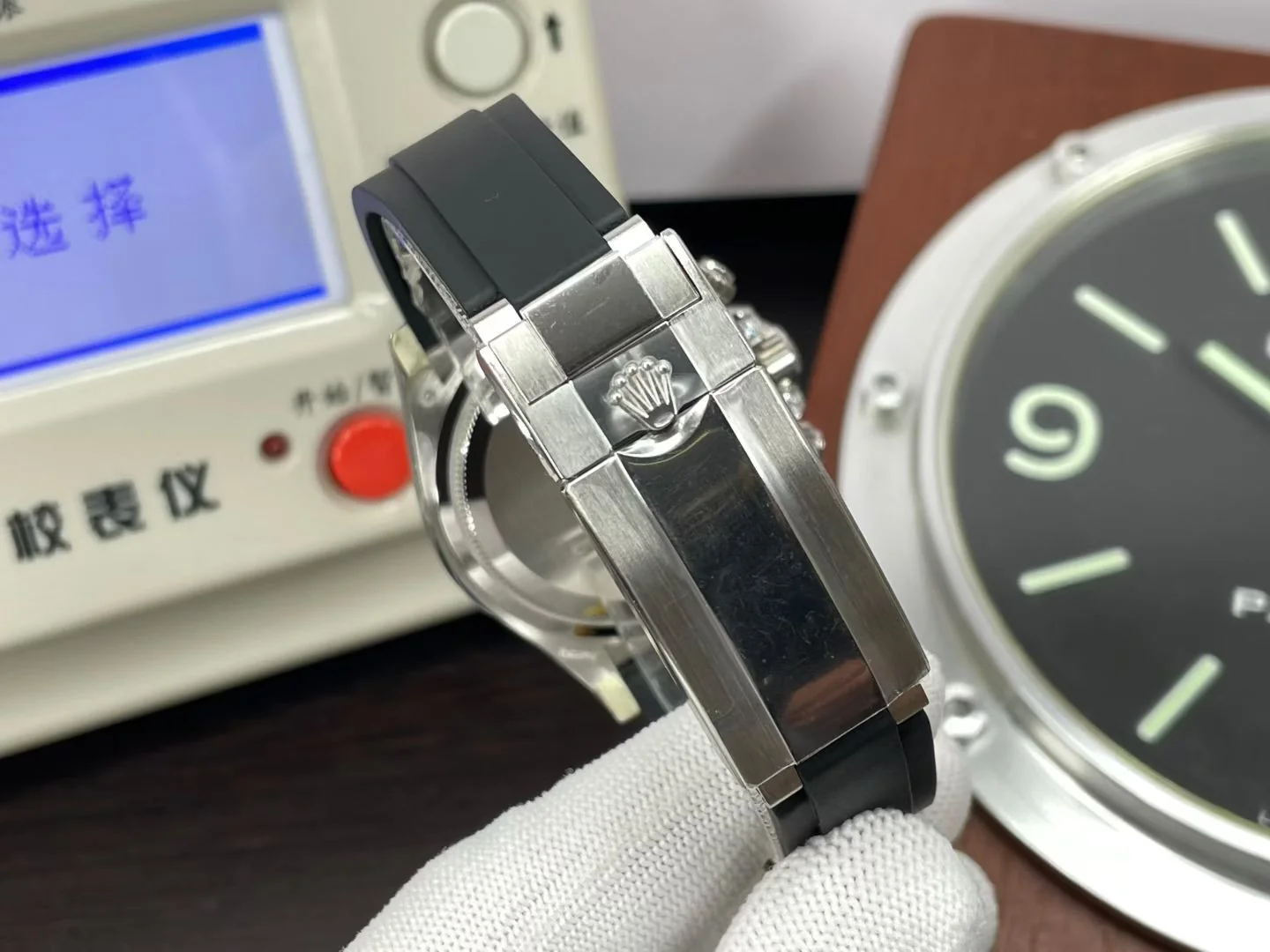 Custom Daytona T-Square Diamond Bezel