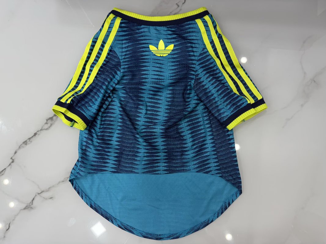 Team Colombia Away Jersey for Dogs - Stylish Pet Apparel for Sports Fans