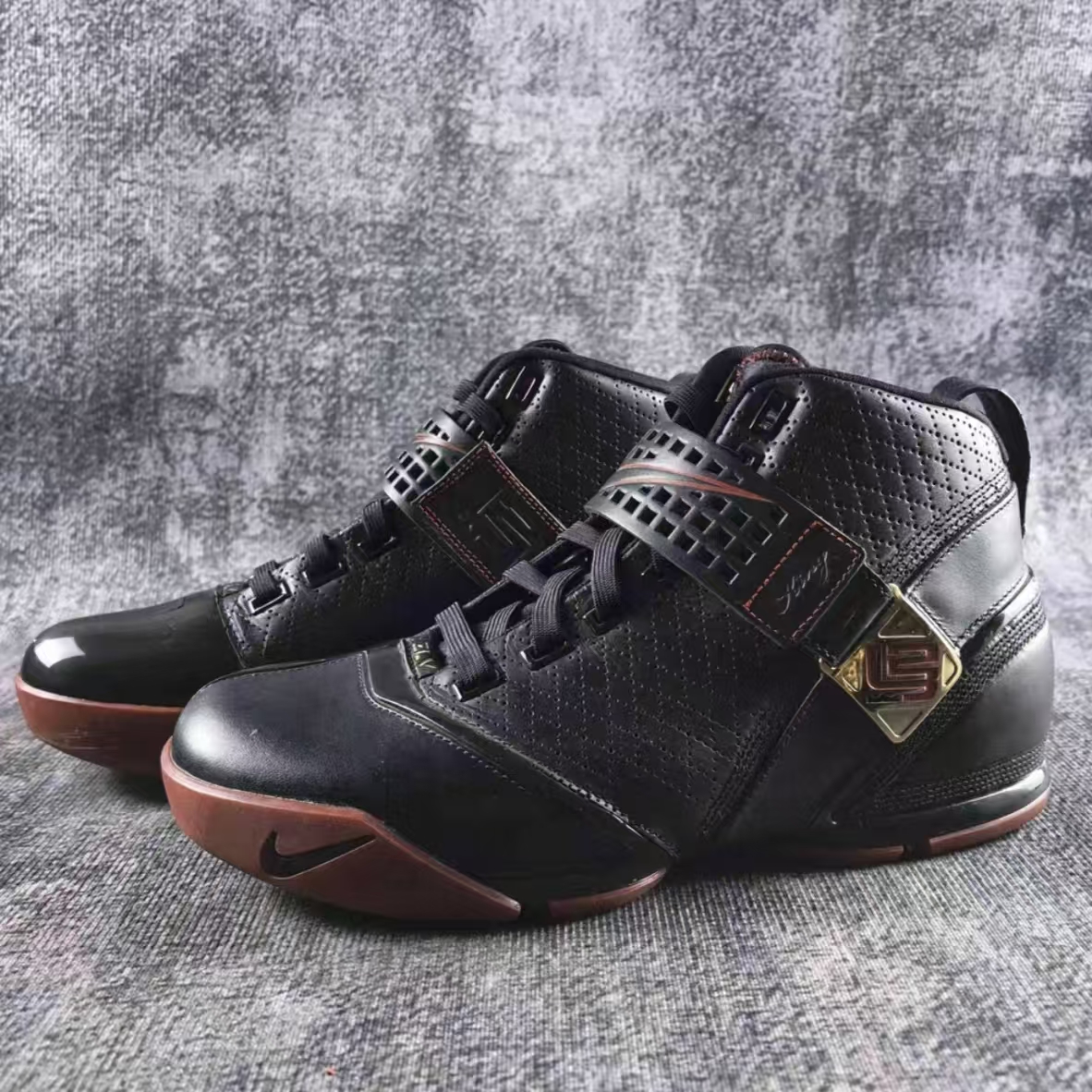 Nike Zoom LeBron 5 