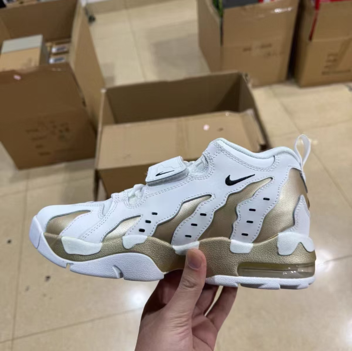 Nike Air DT Max 96