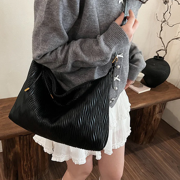 Riviera Shoulder Bag