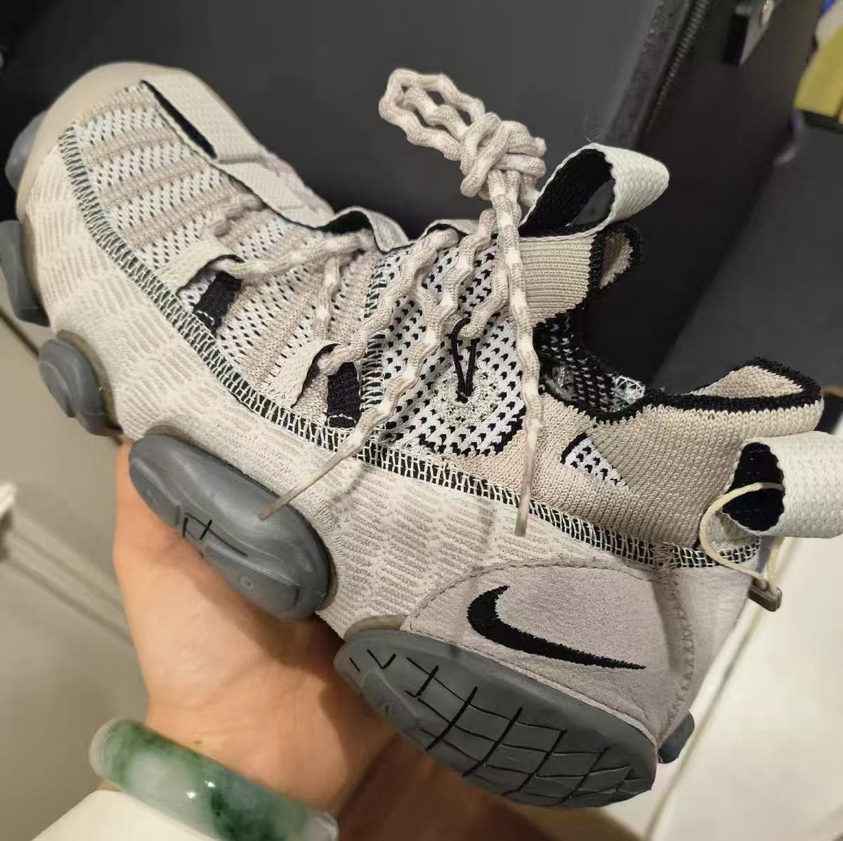 Nike ISPA Link“Wolf Grey/Black”