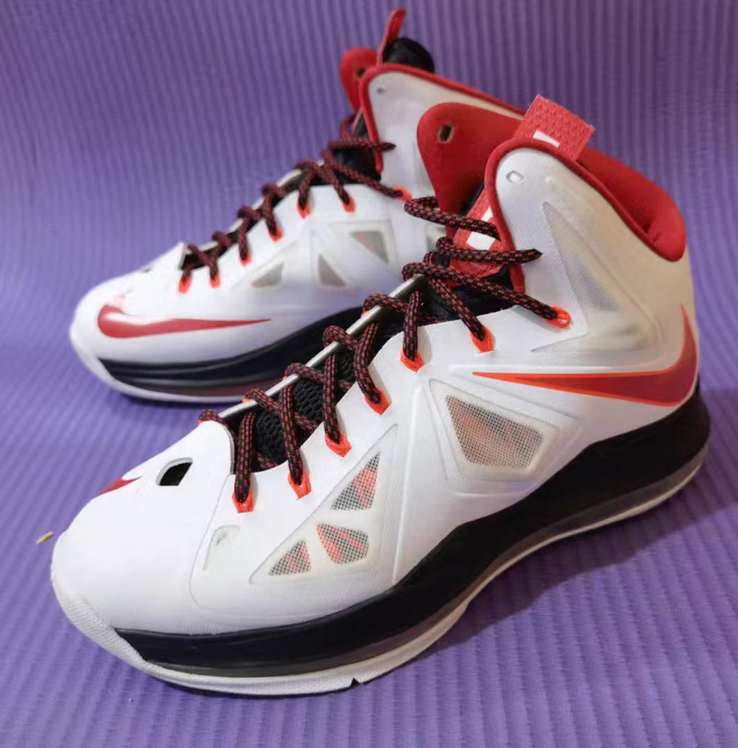 Nike LeBron X 