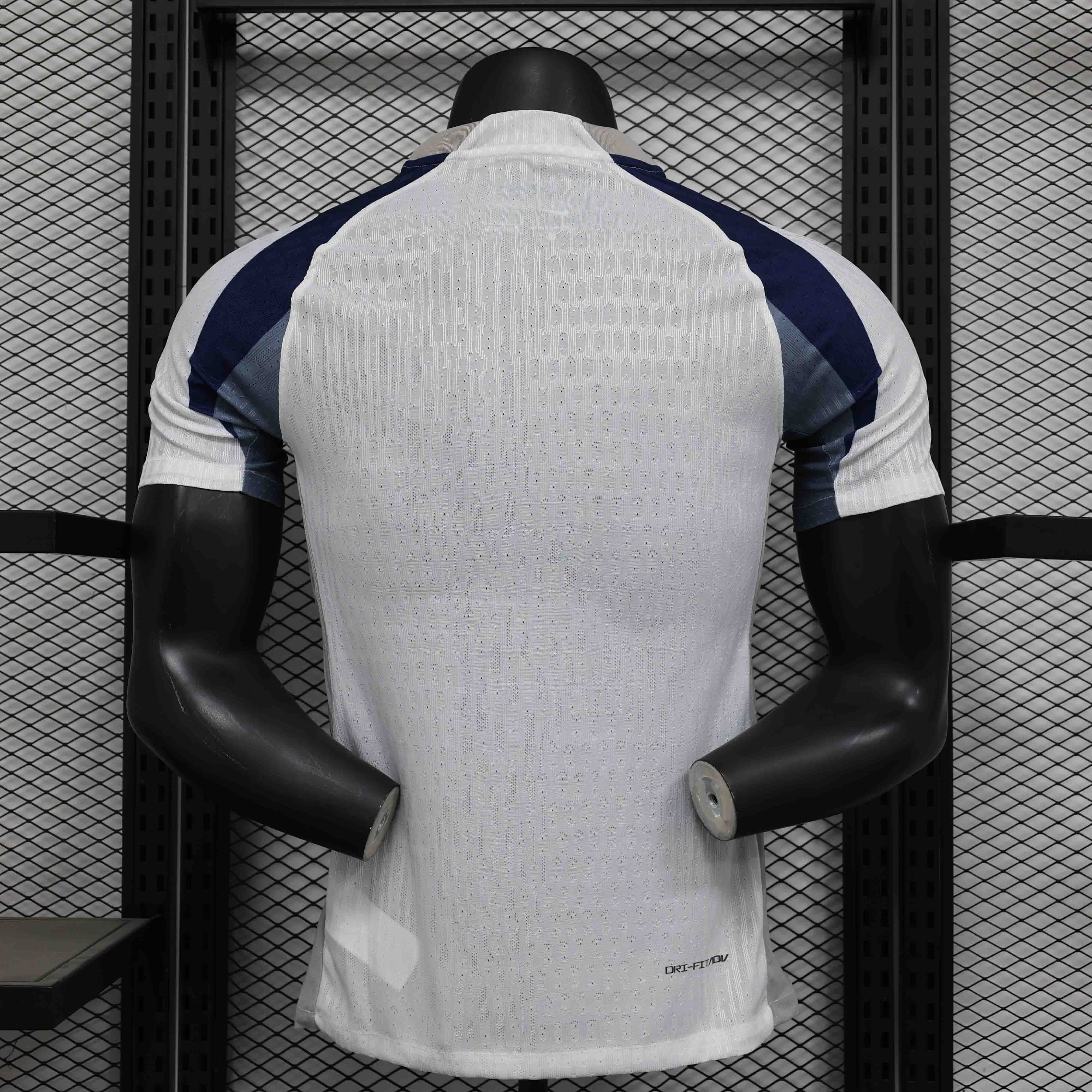 Tottenham Hotspur Authentic Football Jersey Home Shirt 2025/26