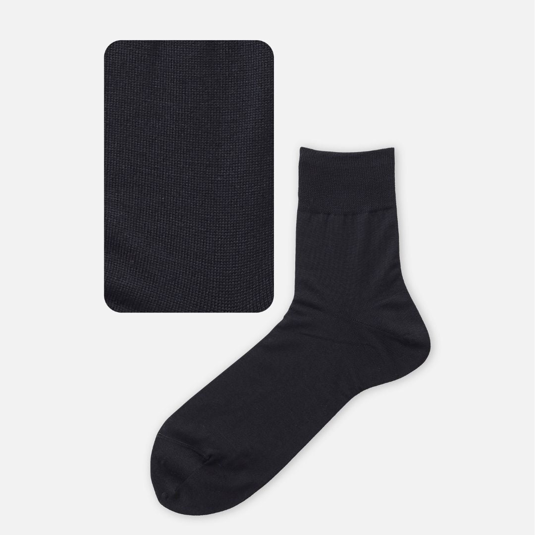 062130558 Classic Fine 220N Short Socks L