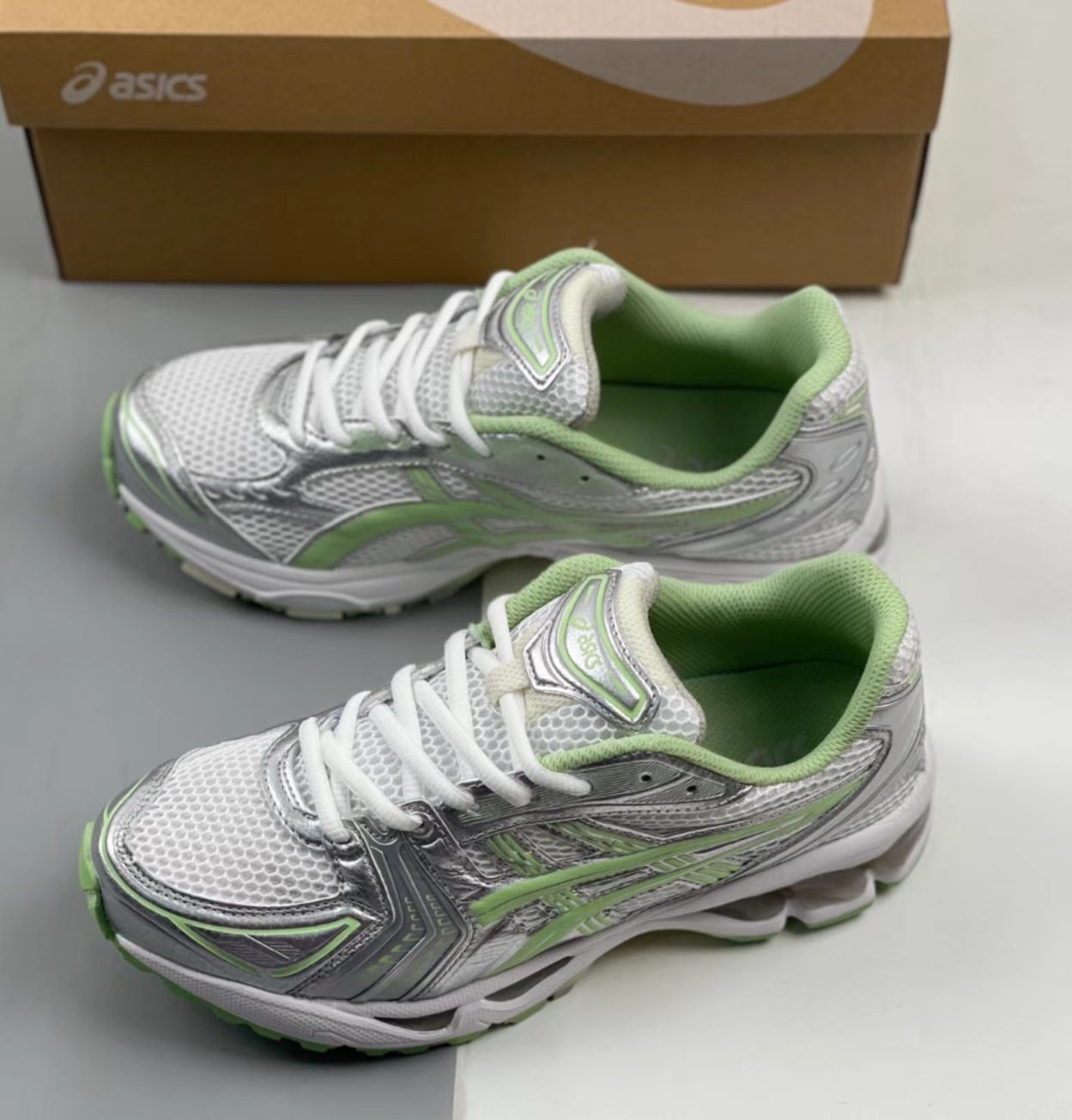ASICS GEL-Kayano 14 White/Apple Green
