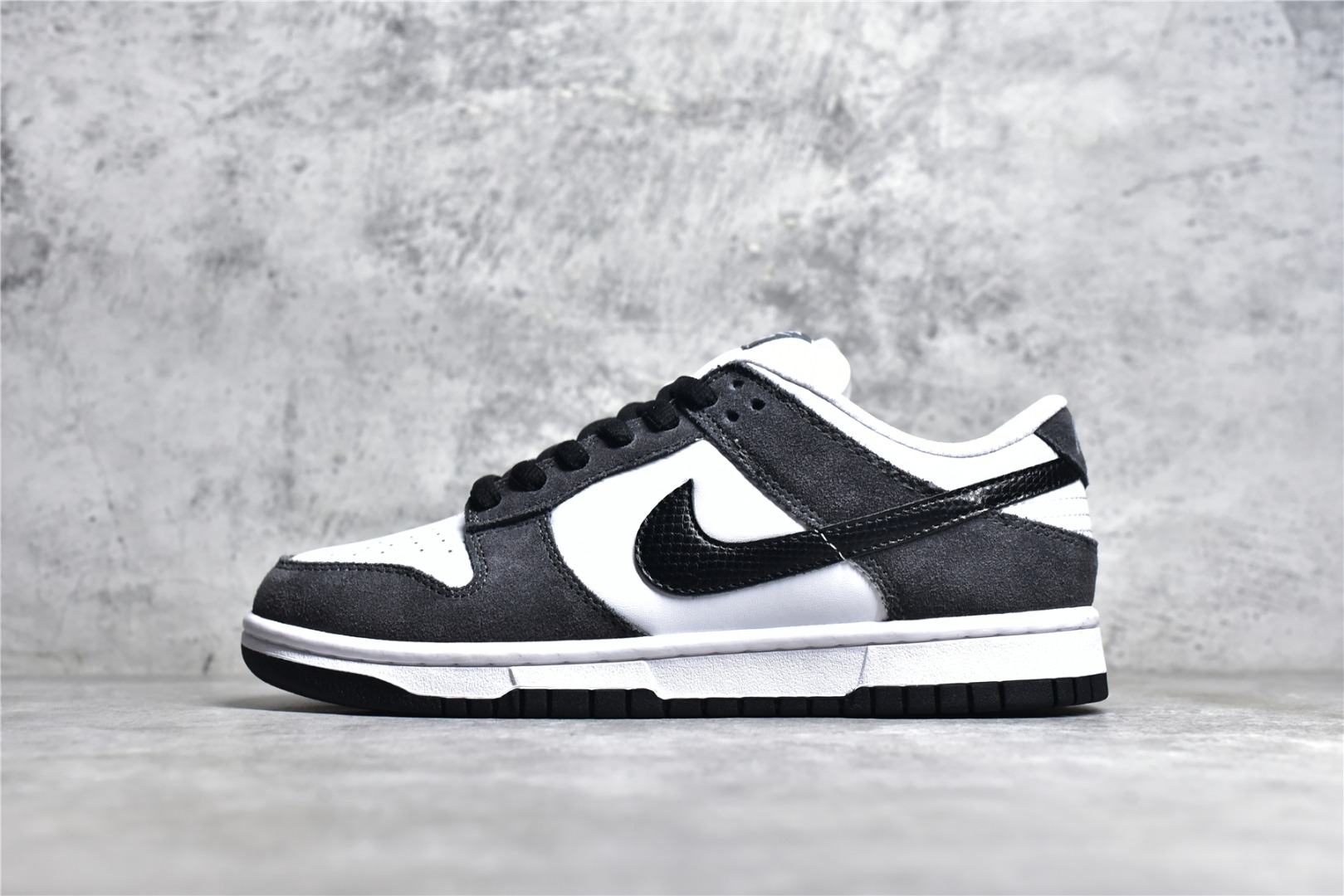 GS NIKE DUNK LOW 304292-506
