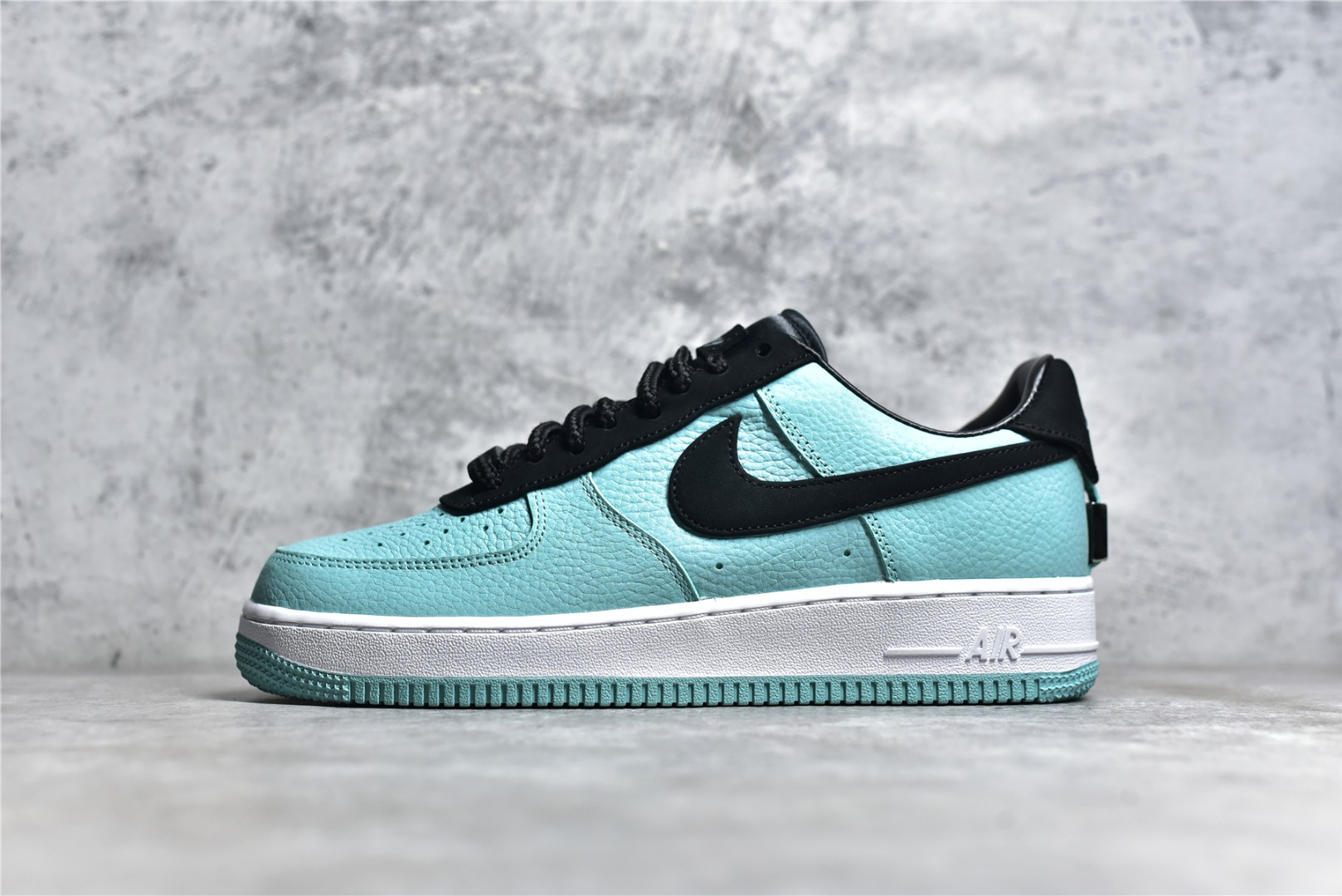 KO NIKE AIR FORCE 1 LOW TIFFANY & CO. 1837 DZ1382-002