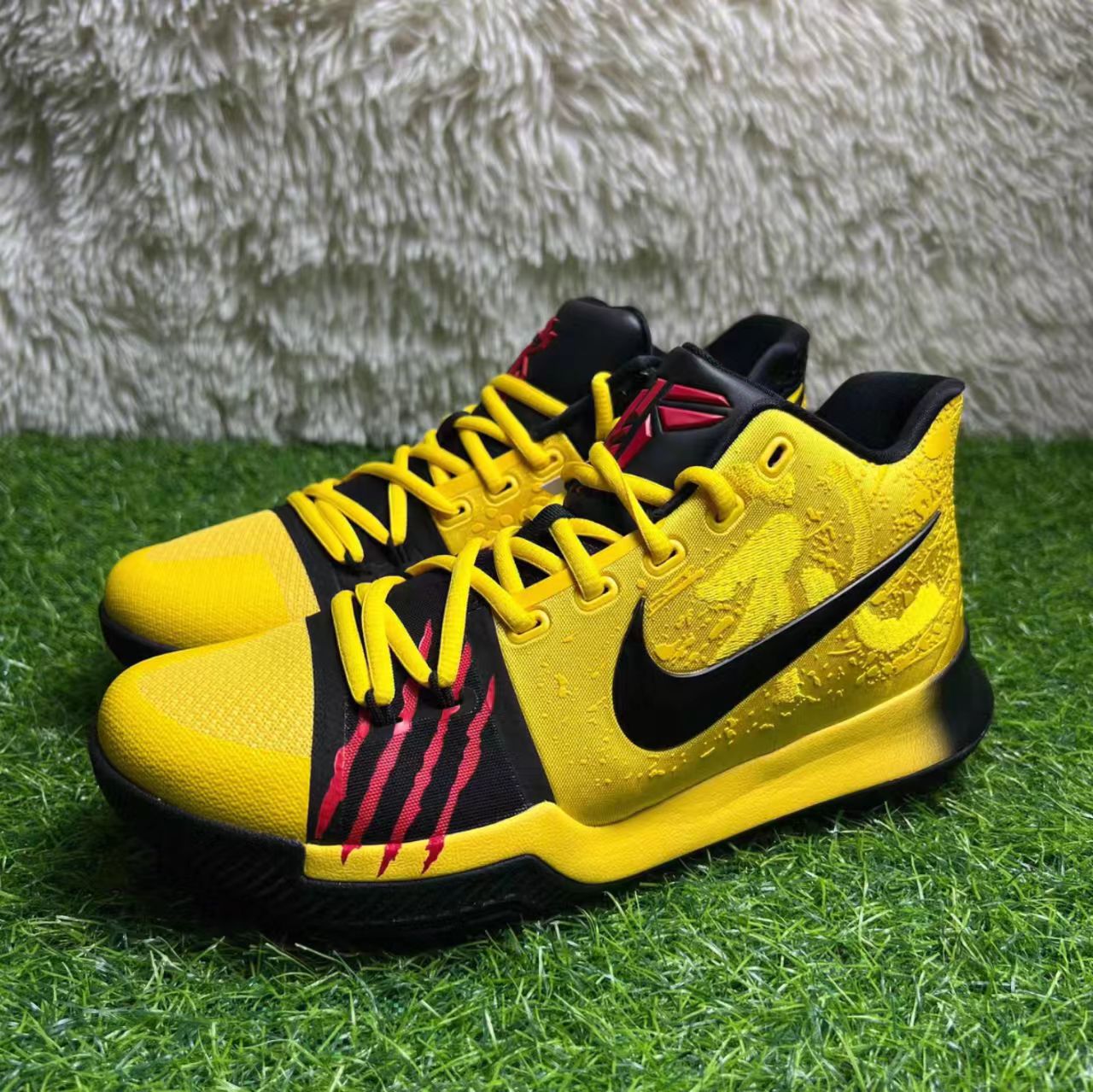 Nike Kyrie 3 Bruce Lee