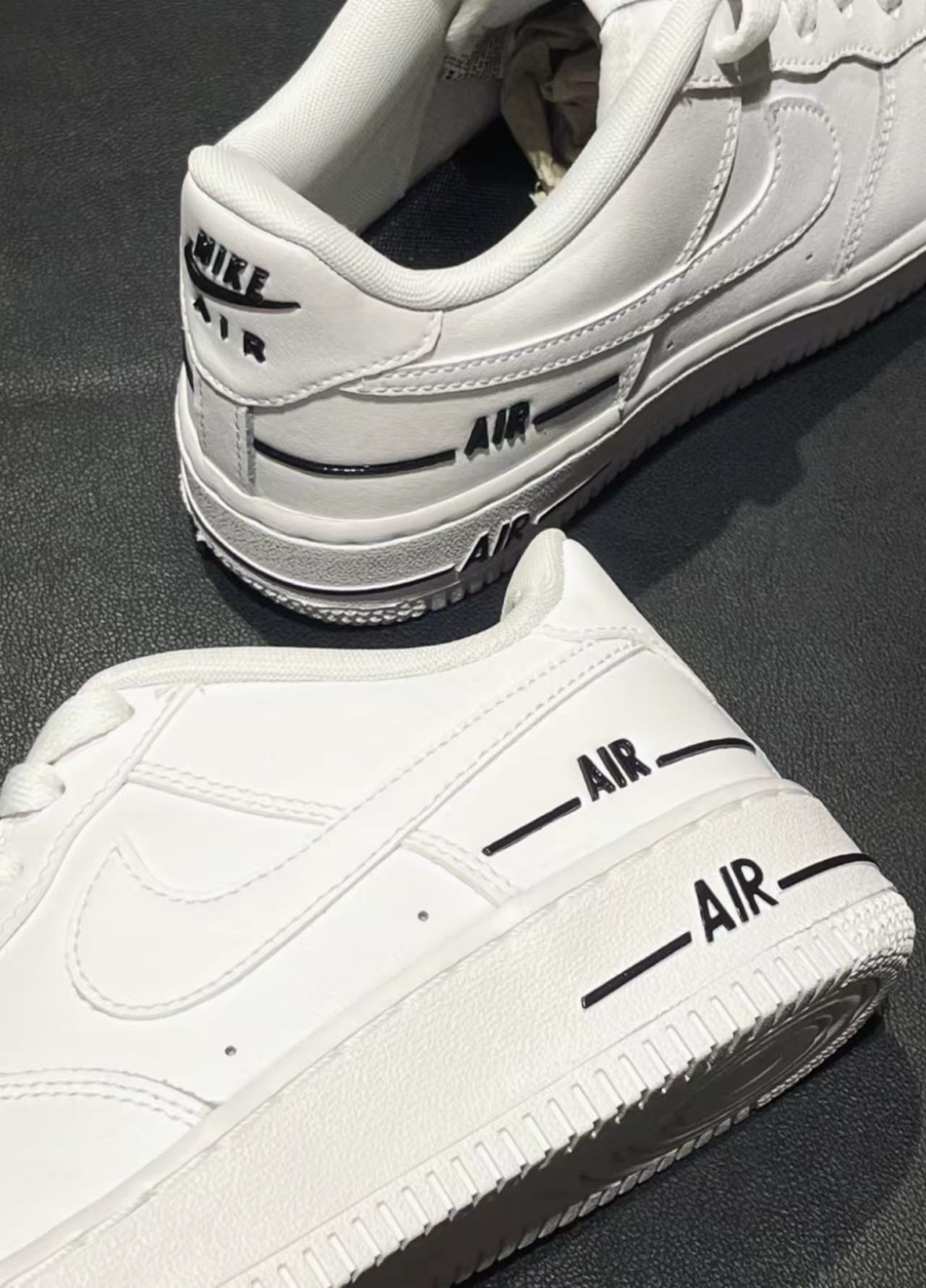 Nike Air Force 1 '07 LV8 Low 
