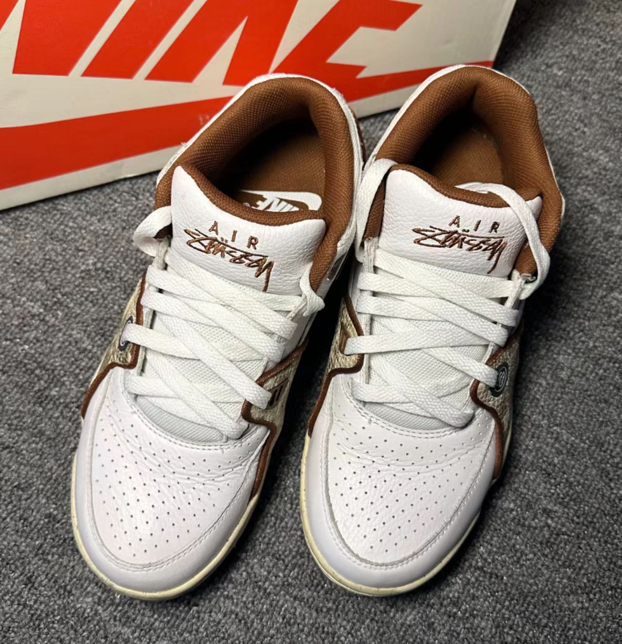 Nike Air Flight 89 Stussy White Brown Snake Print