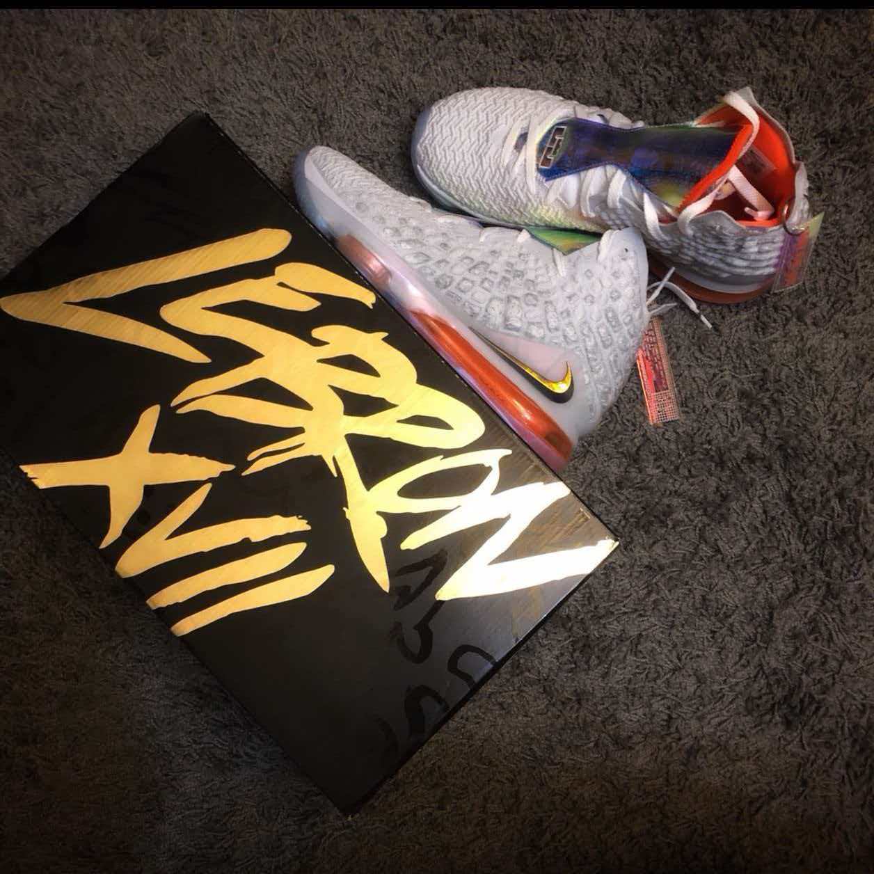 LeBron 17