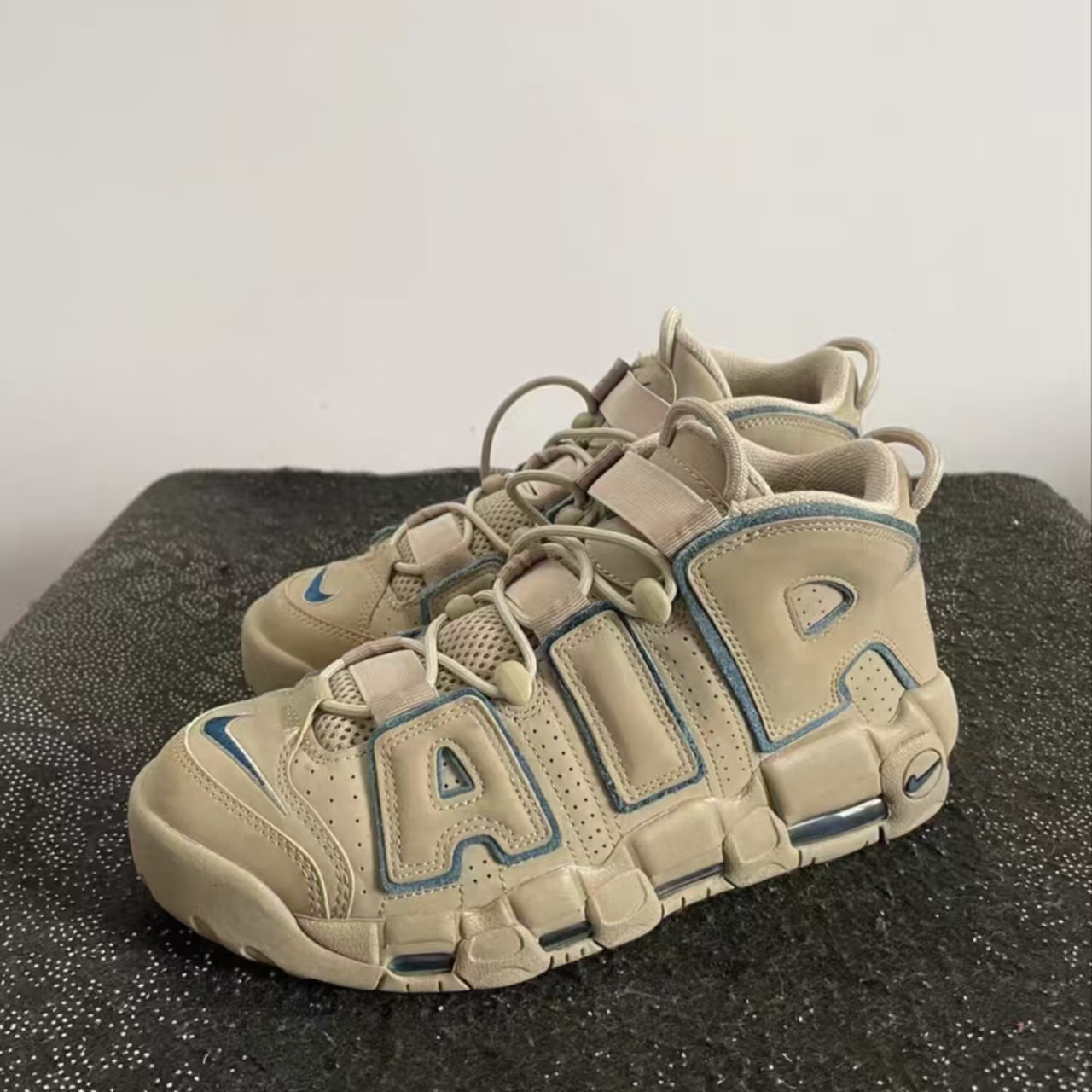 Nike Air More Uptempo Beige Blue