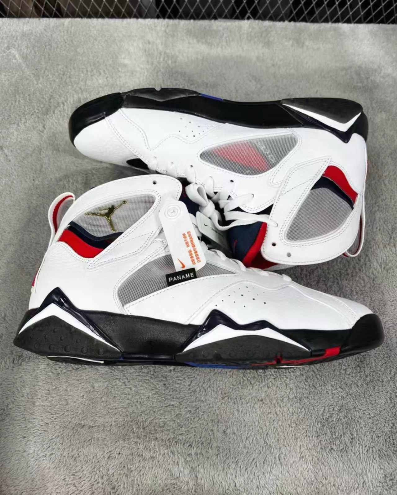 Air Jordan 7 Retro "Paris Saint-Germain / PSG"