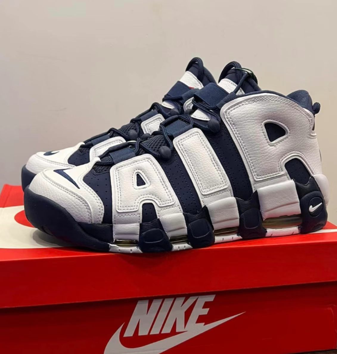 Nike Air More Uptempo 