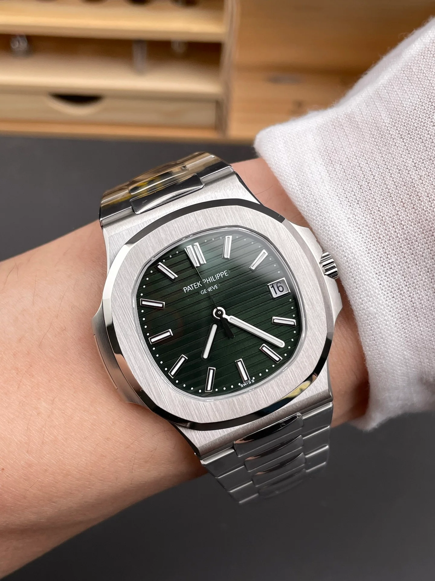 Nautilus 5711 Green Dial