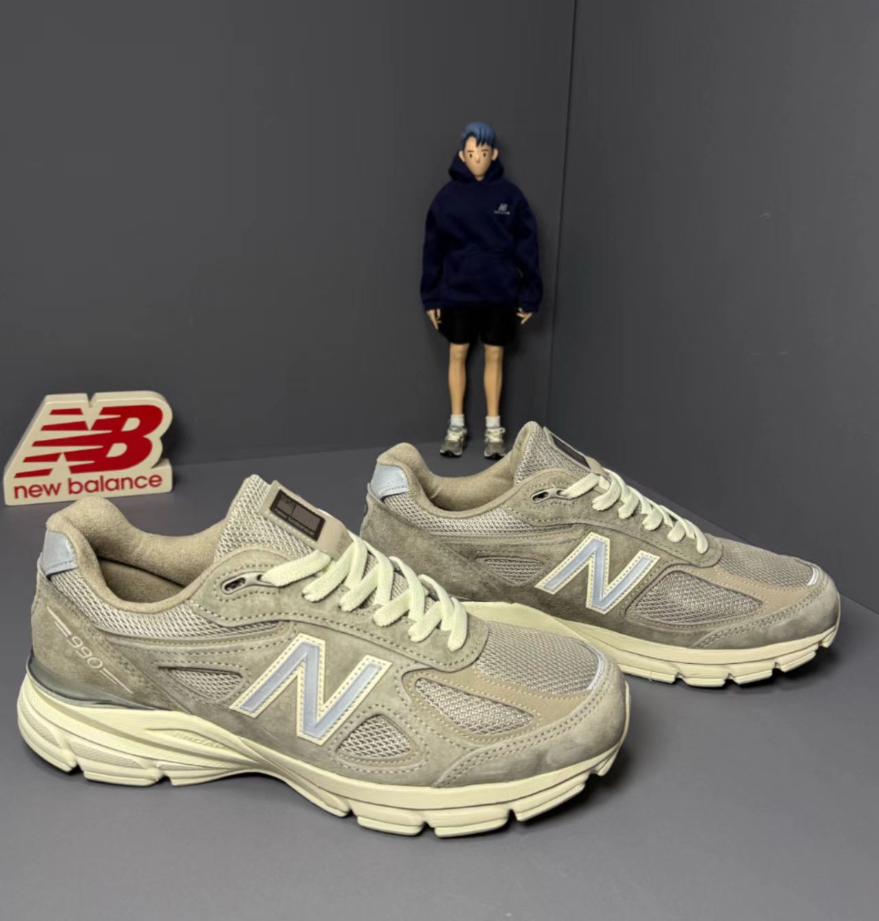 New Balance 990v4 Made in USA Moonrock