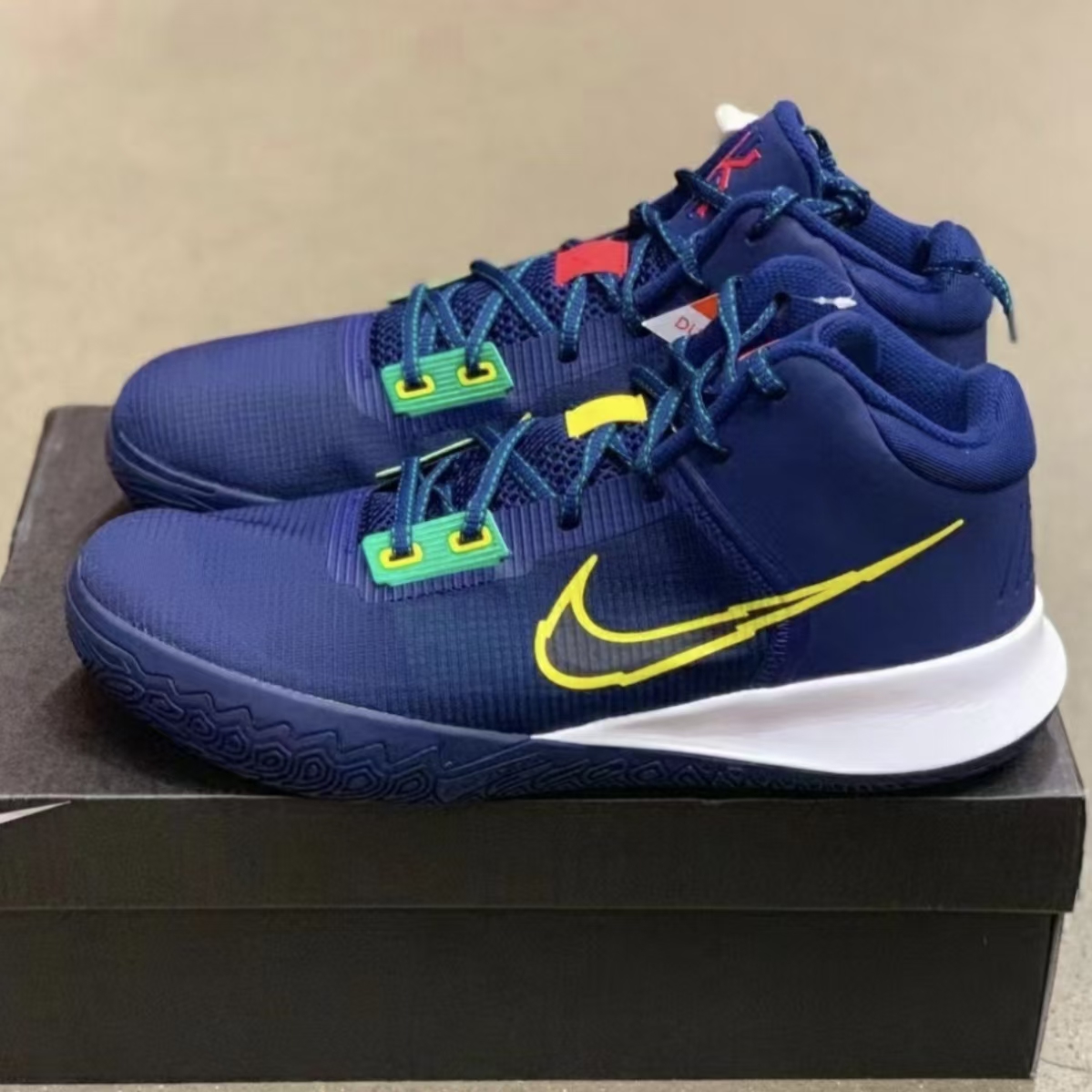 Nike Kyrie Flytrap 4 Blue Yellow Green