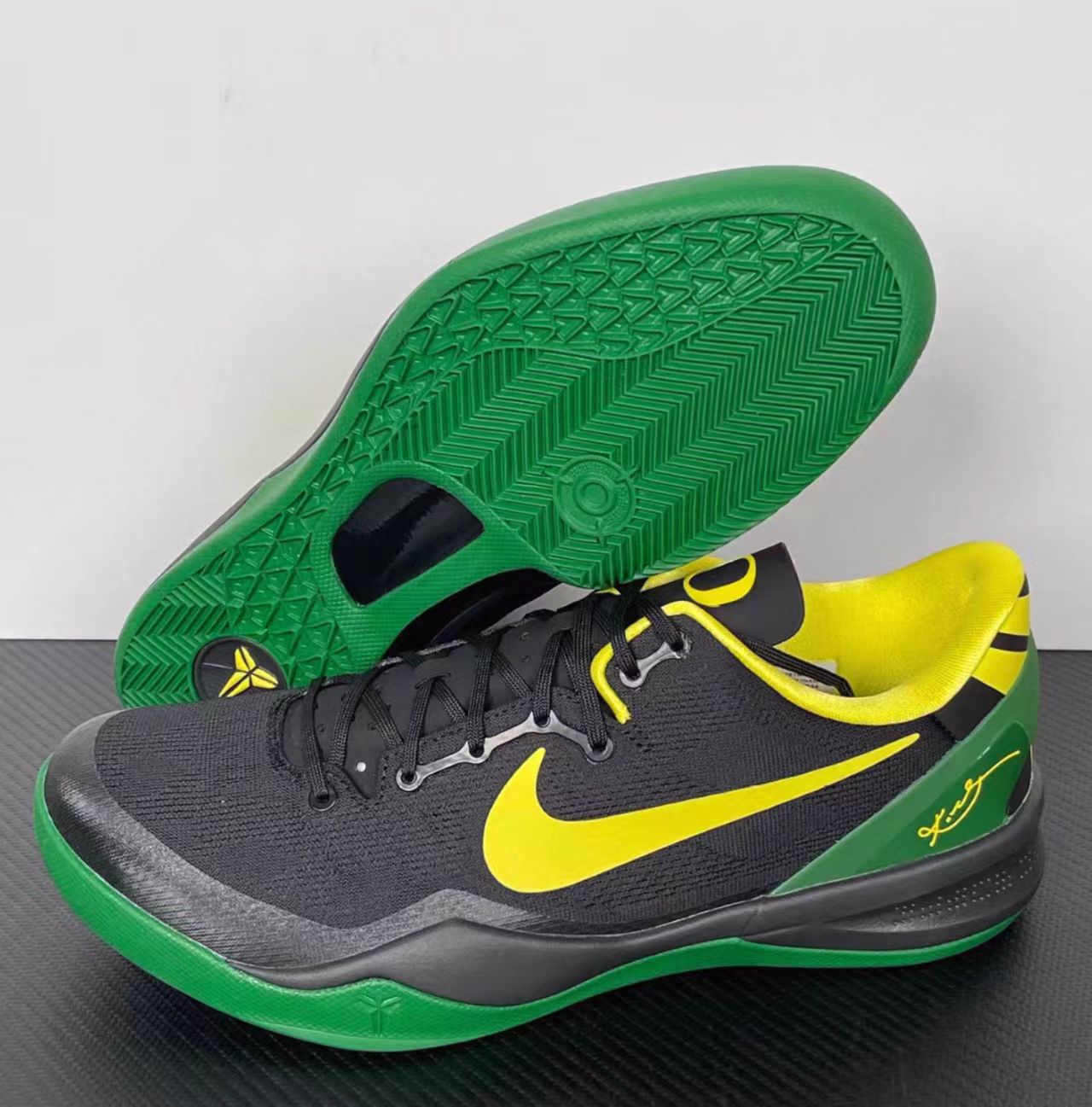 Nike Kobe 8 Protro "Oregon Ducks"