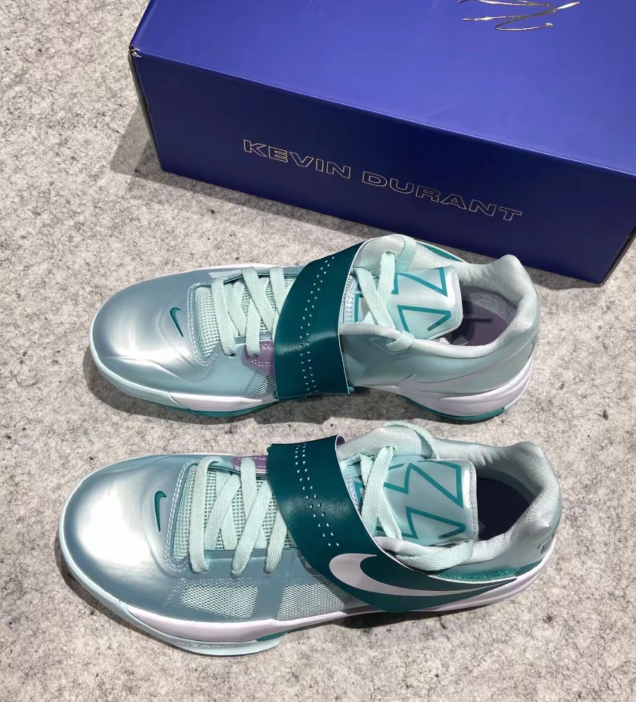 Nike Zoom KD 4 Easter