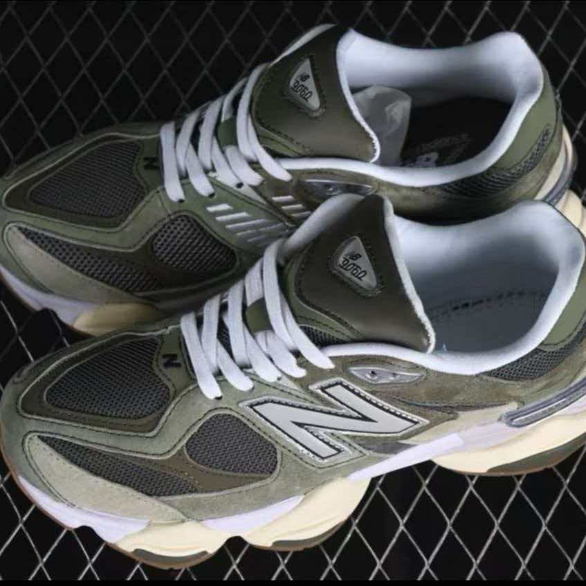 New Balance 9060 