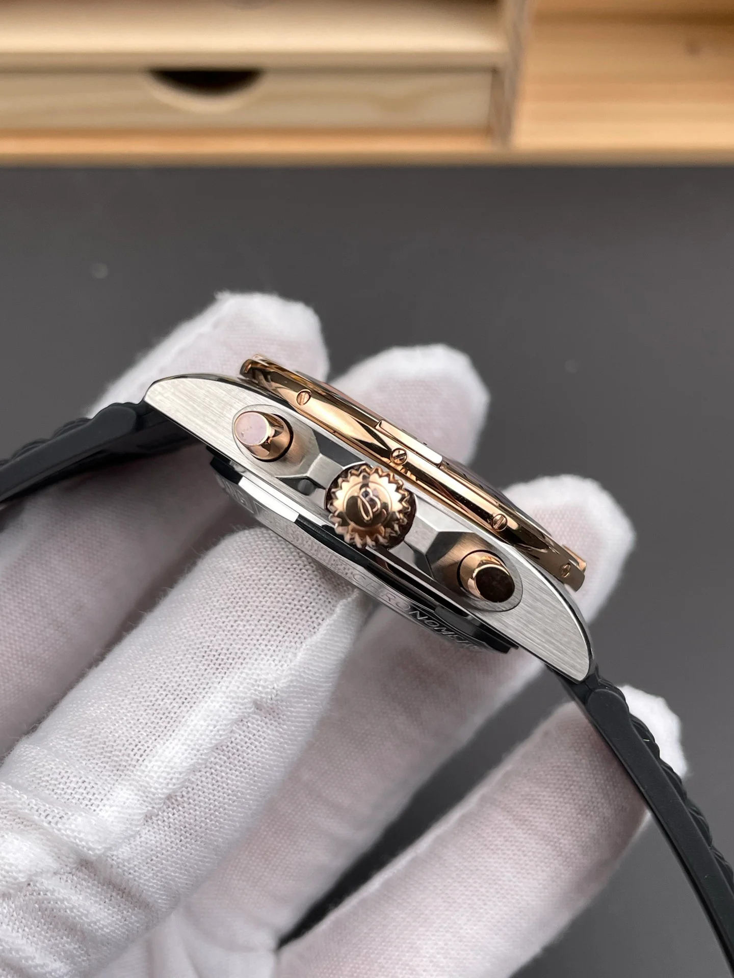 Chronomat B01 Two-tone Rose Gold Grey Dial
