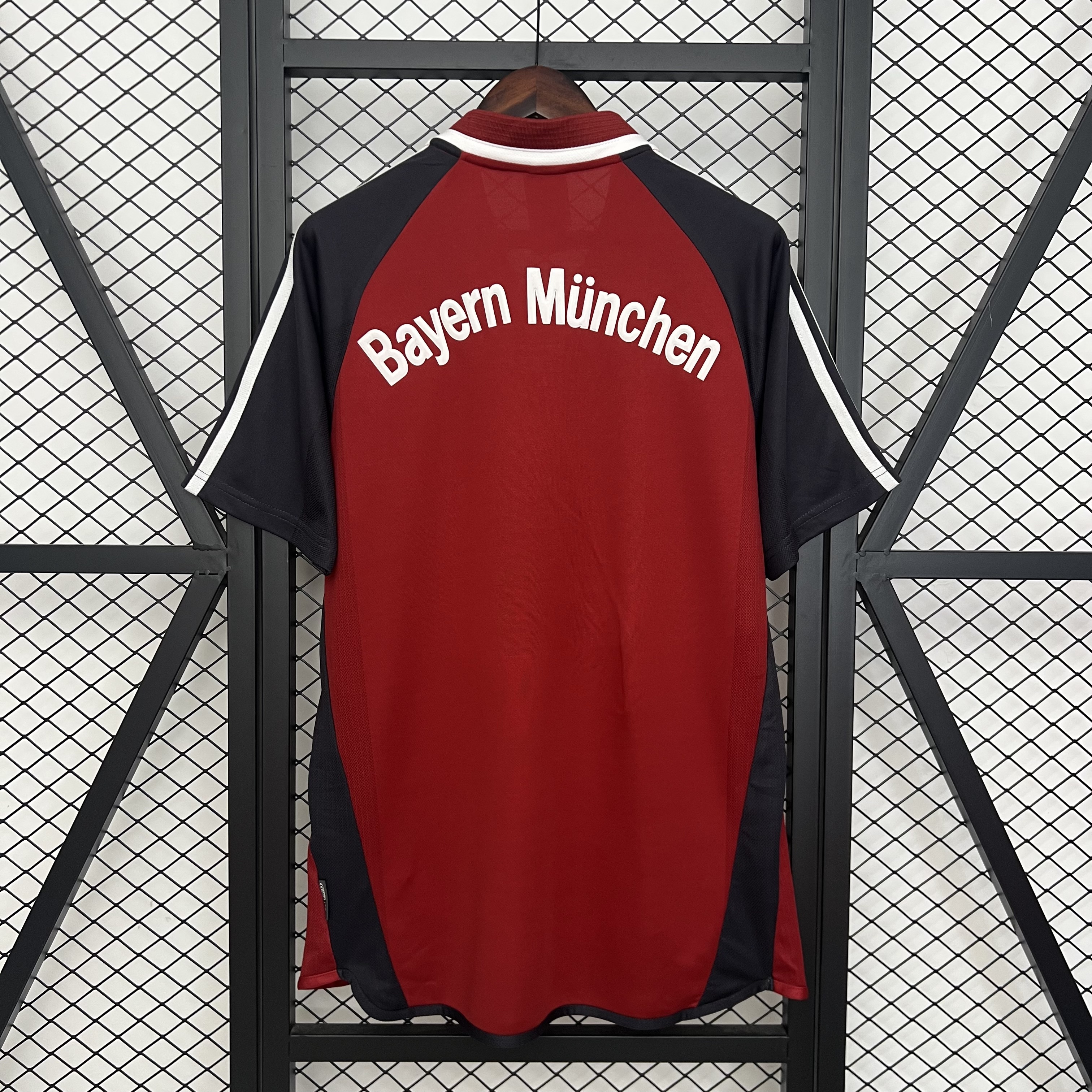 Bayern Munich Retro Jersey Home Soccer Shirt 2001-02