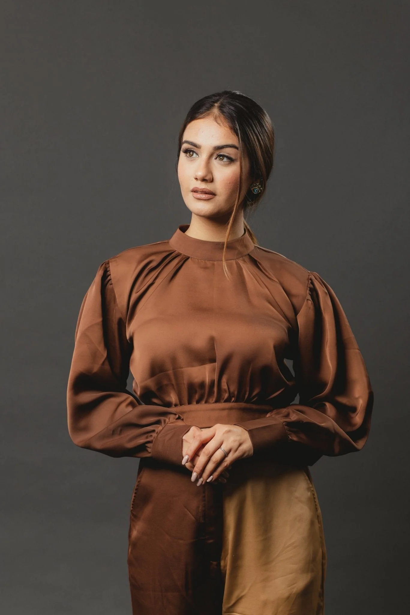 Cupid's Touch Knot Top In Walnut Brown