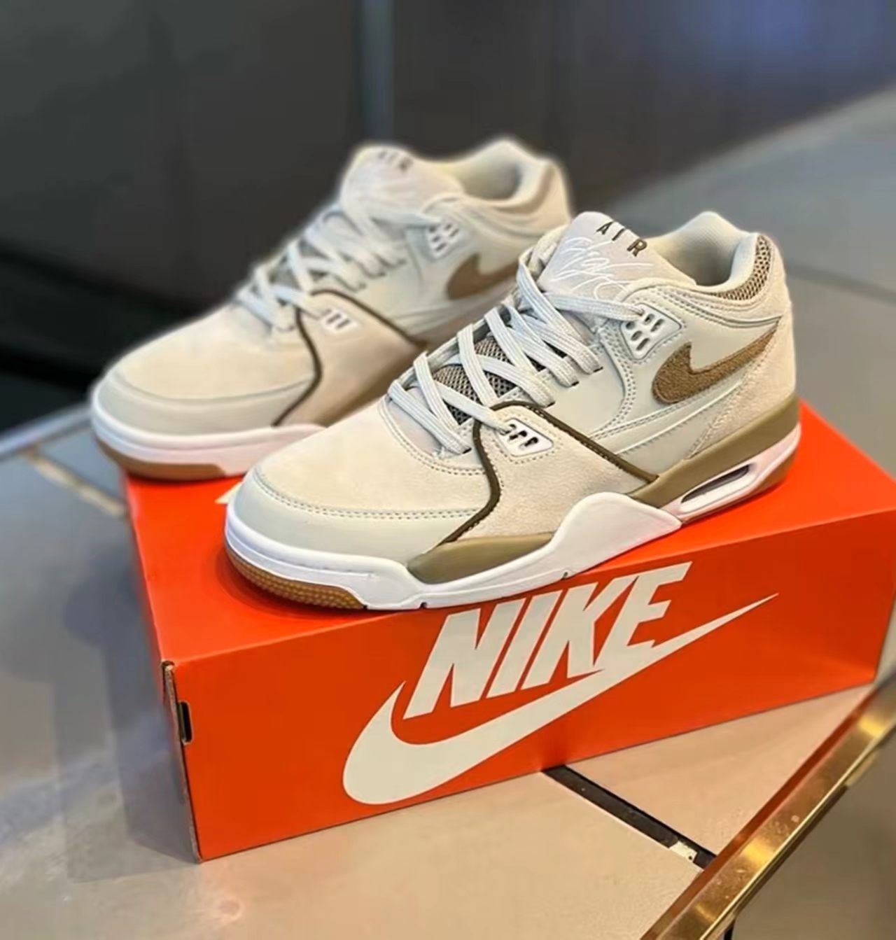 Nike Air Flight 89 Light Cream Khaki Gum
