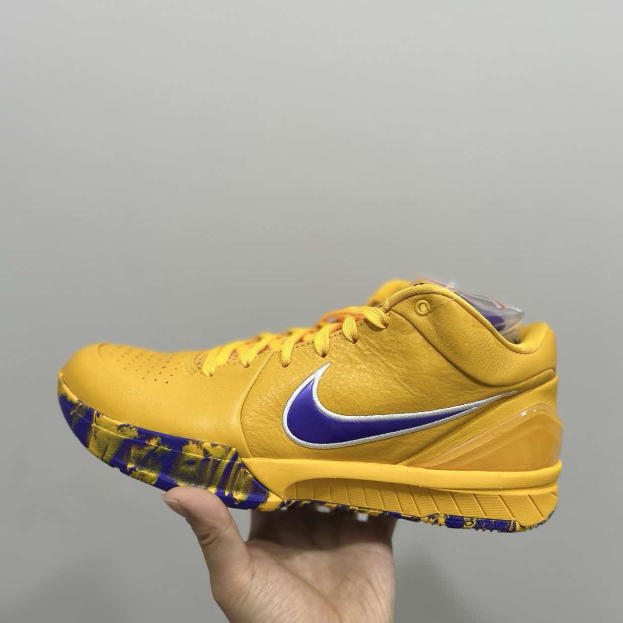 Nike Zoom Kobe 4 Protro 