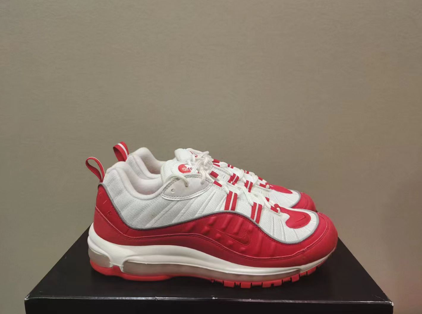 Nike Air Max 98 "University Red