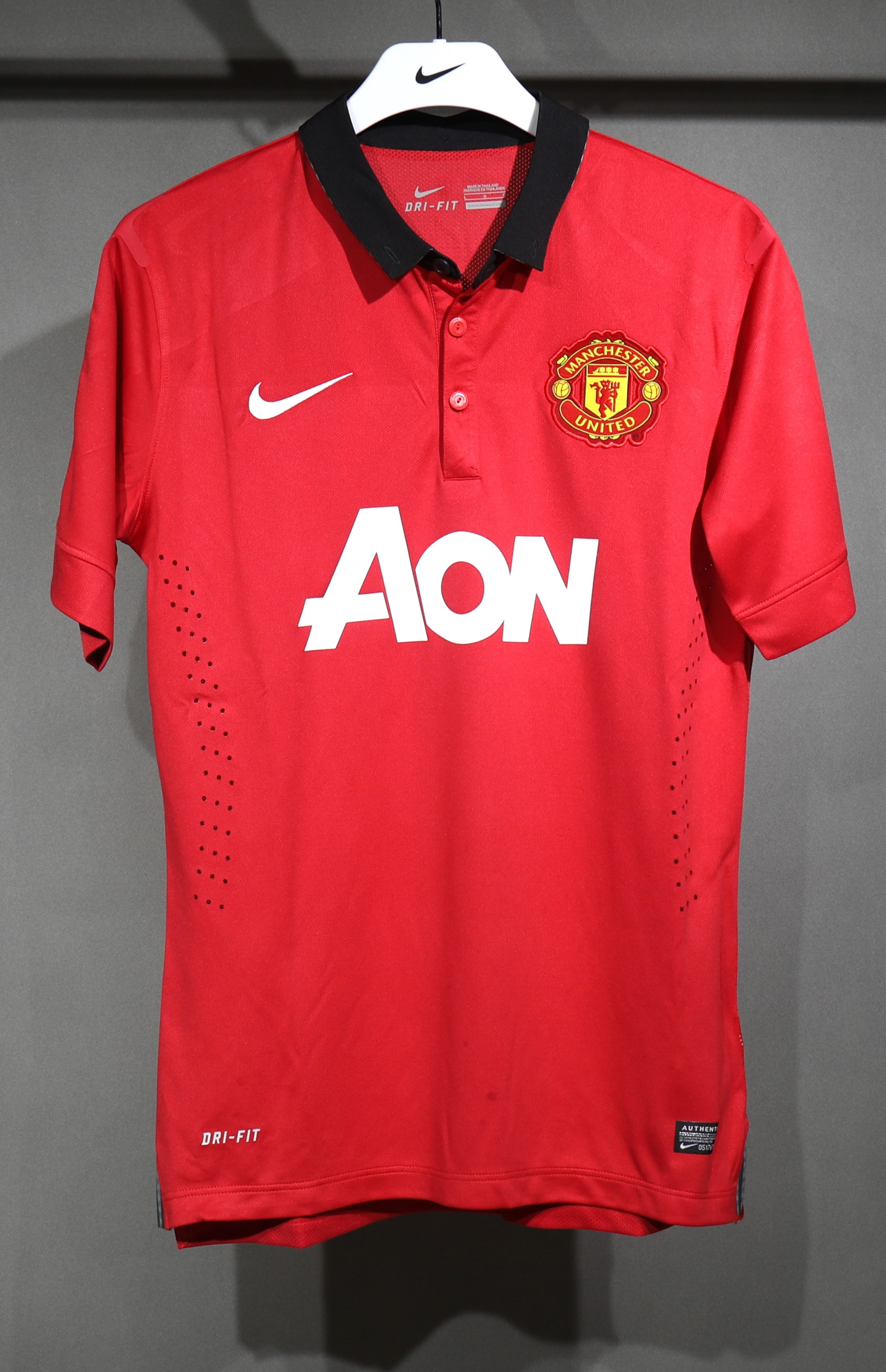 Manchester United Retro Authentic Home Football Jersey Shirt 2013/14