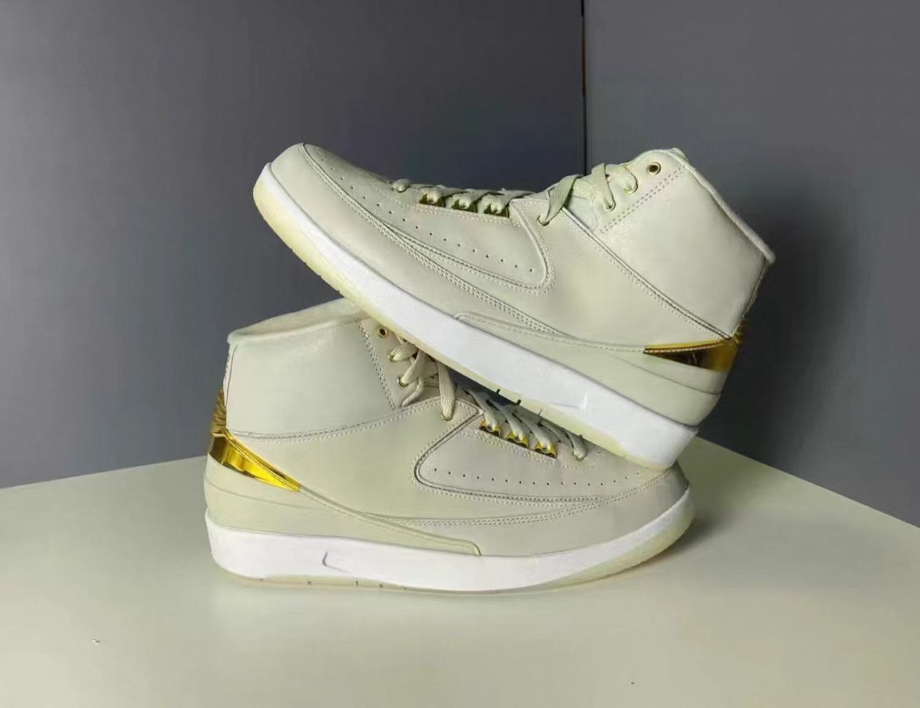 Air Jordan 2 Retro "35th Anniversary"