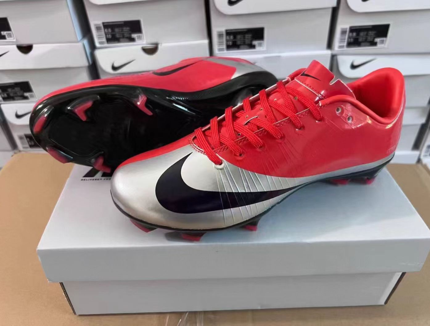 Cristiano Ronaldo x Nike Mercurial Superfly 1 "Max Orange"