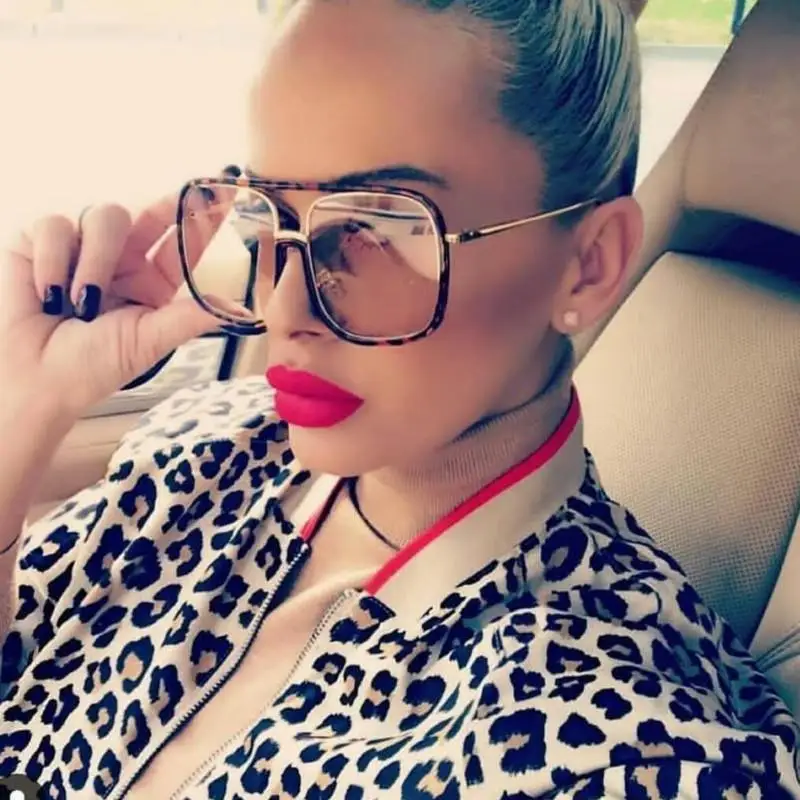 White Cap Oversized Retro Sunglasses Look