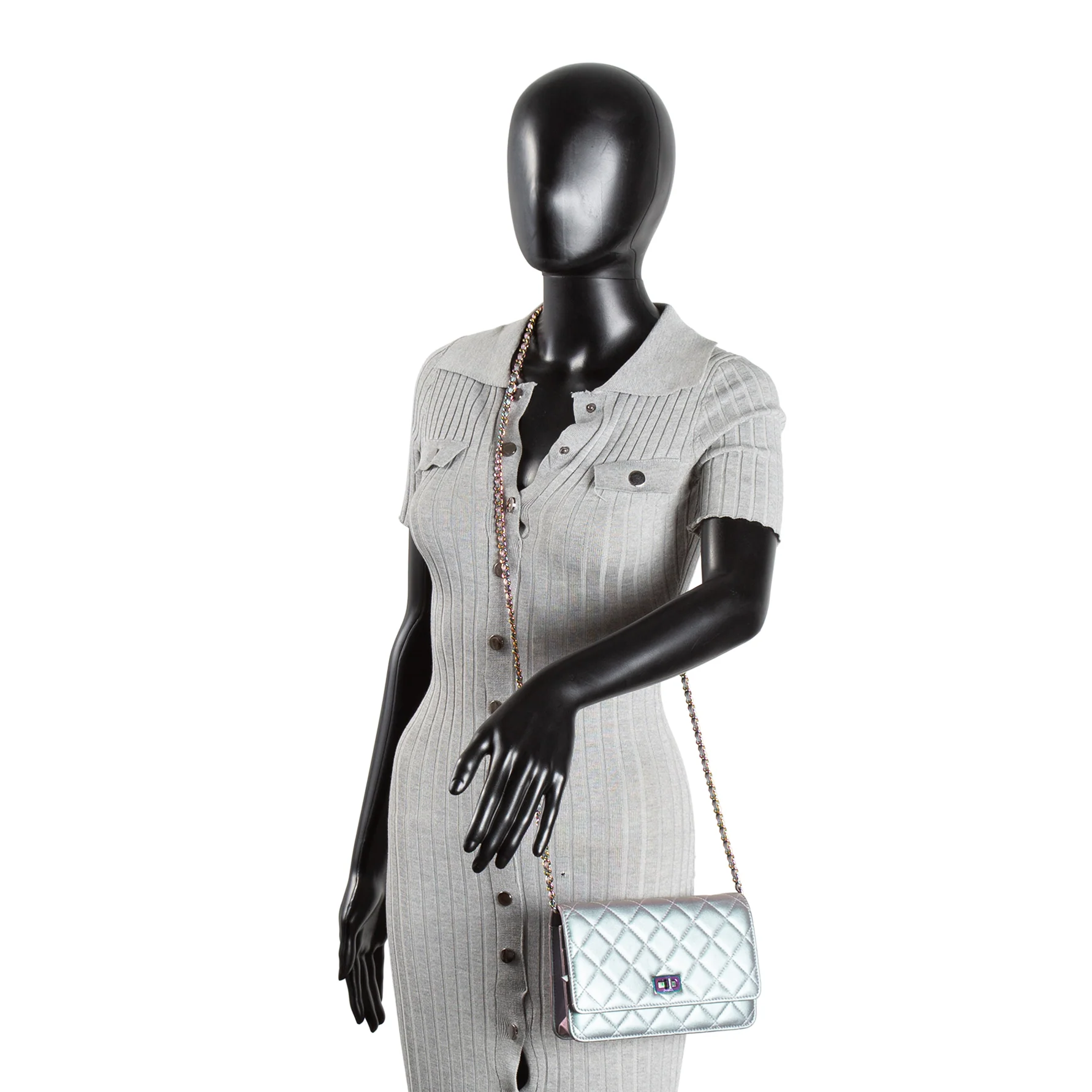 CHANEL 255 Reissue Iridescent Quilted Wallet on Chain