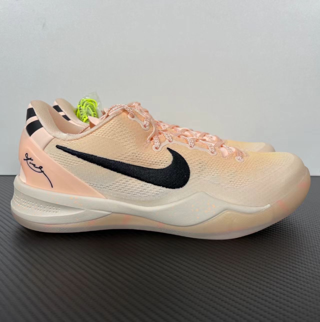 Nike Kobe 8 Protro "Milk Tea"