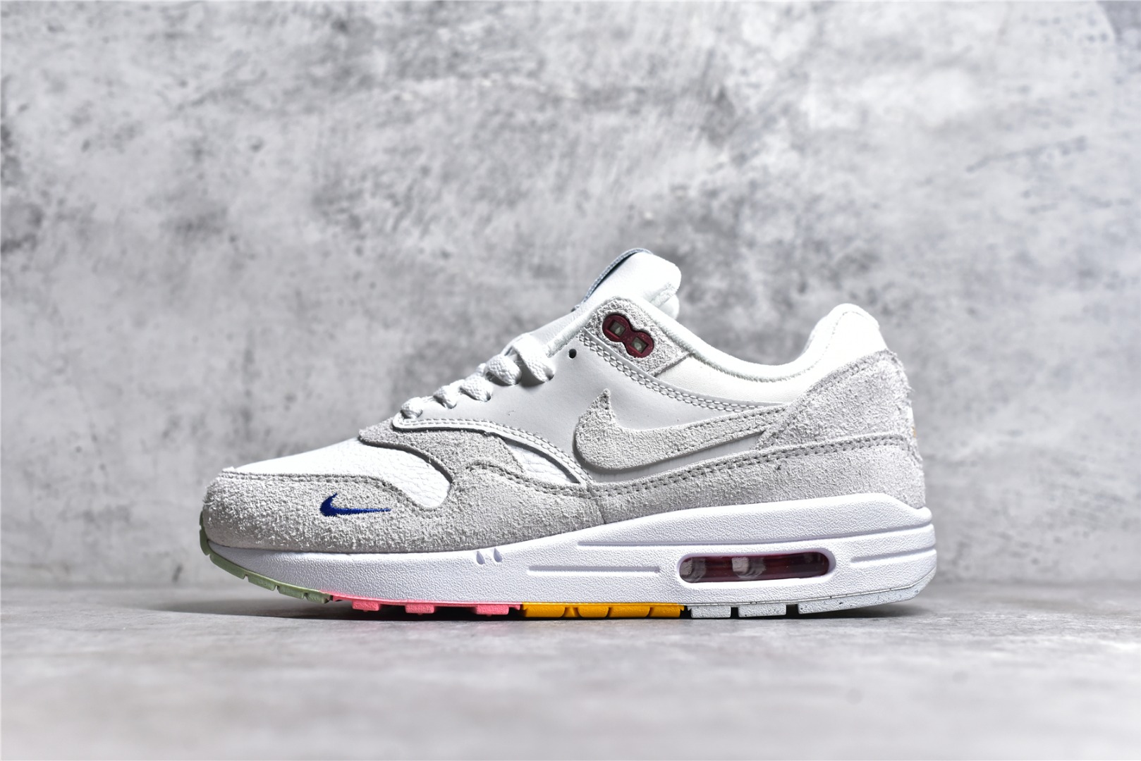 NIKE AIR MAX 1 POM POM POLKA DOT FB4959-121