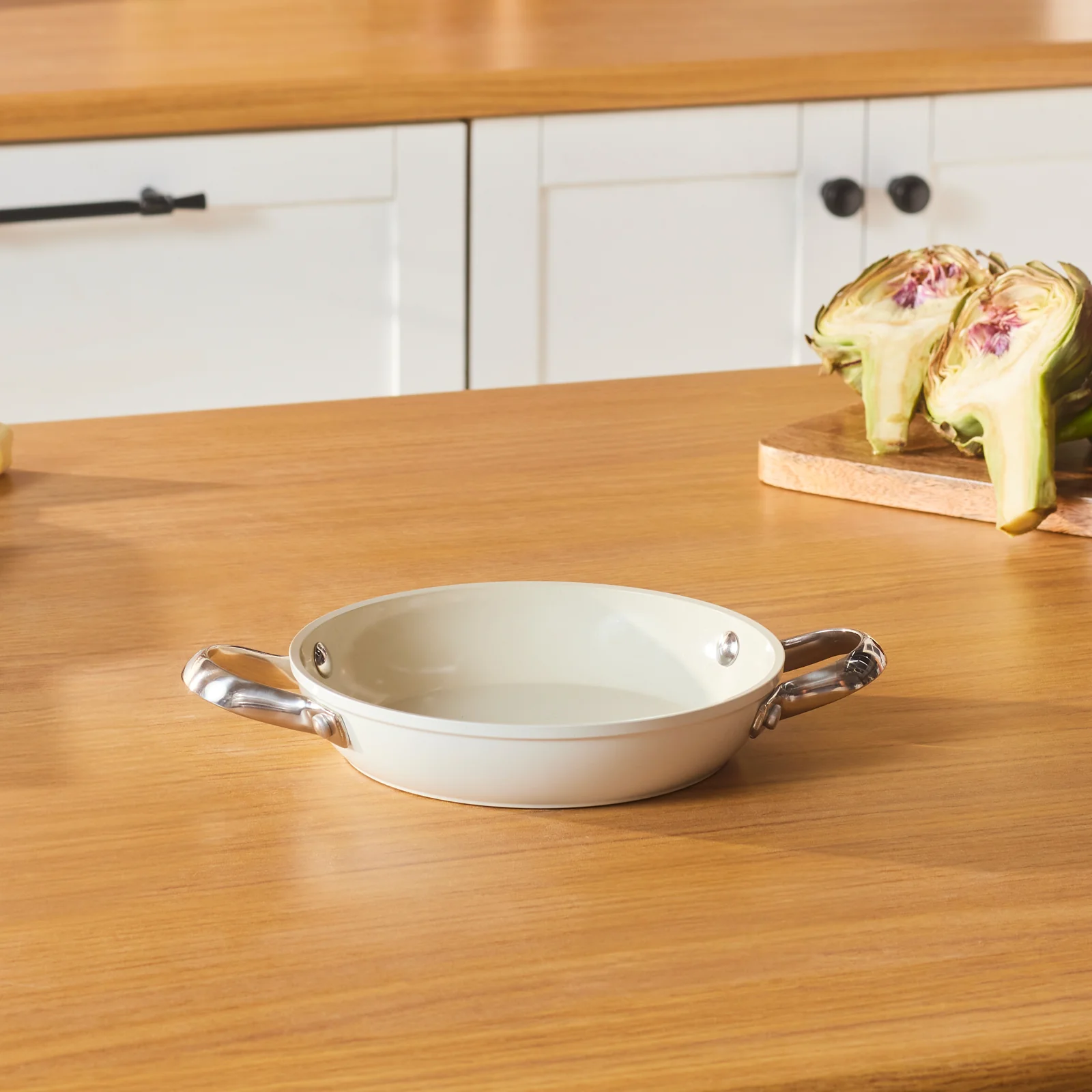 Karaca Swiss Crystal Almond Cream, Poêle, 18cm