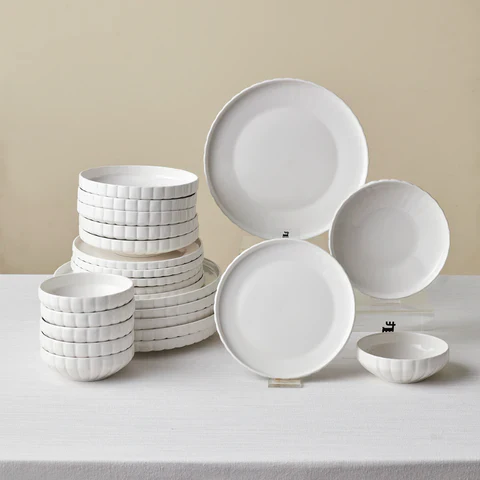 Service de table Karaca Stream Bone China Pumpkin 24 pièces pour 6 personnes, Blanc