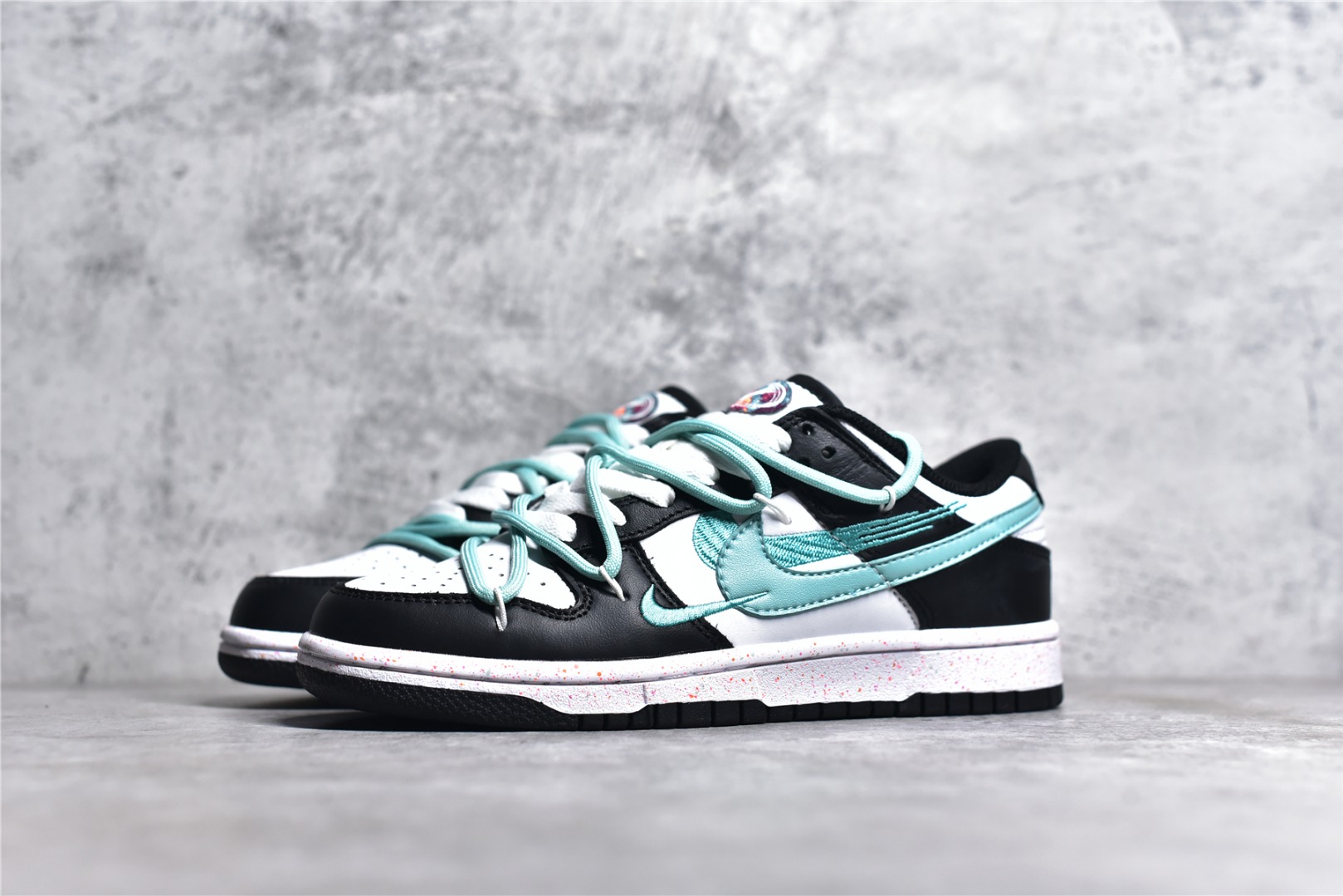 KO NIKE DUNK LOW MULTI-SWOOSH FD4623-131
