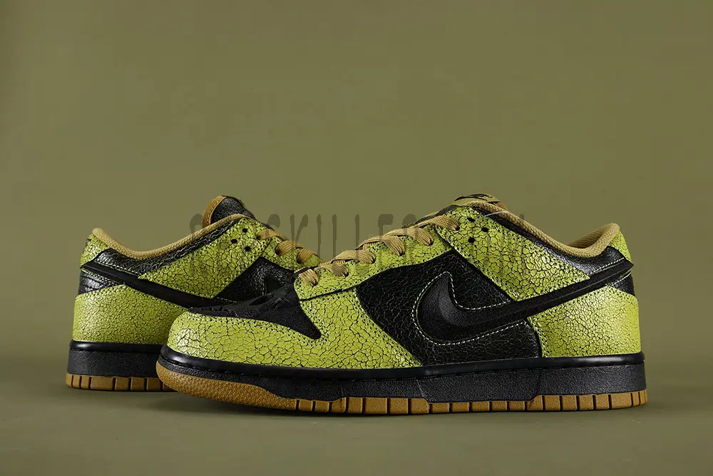 Dunk Low 'Halloween Skull' 2024