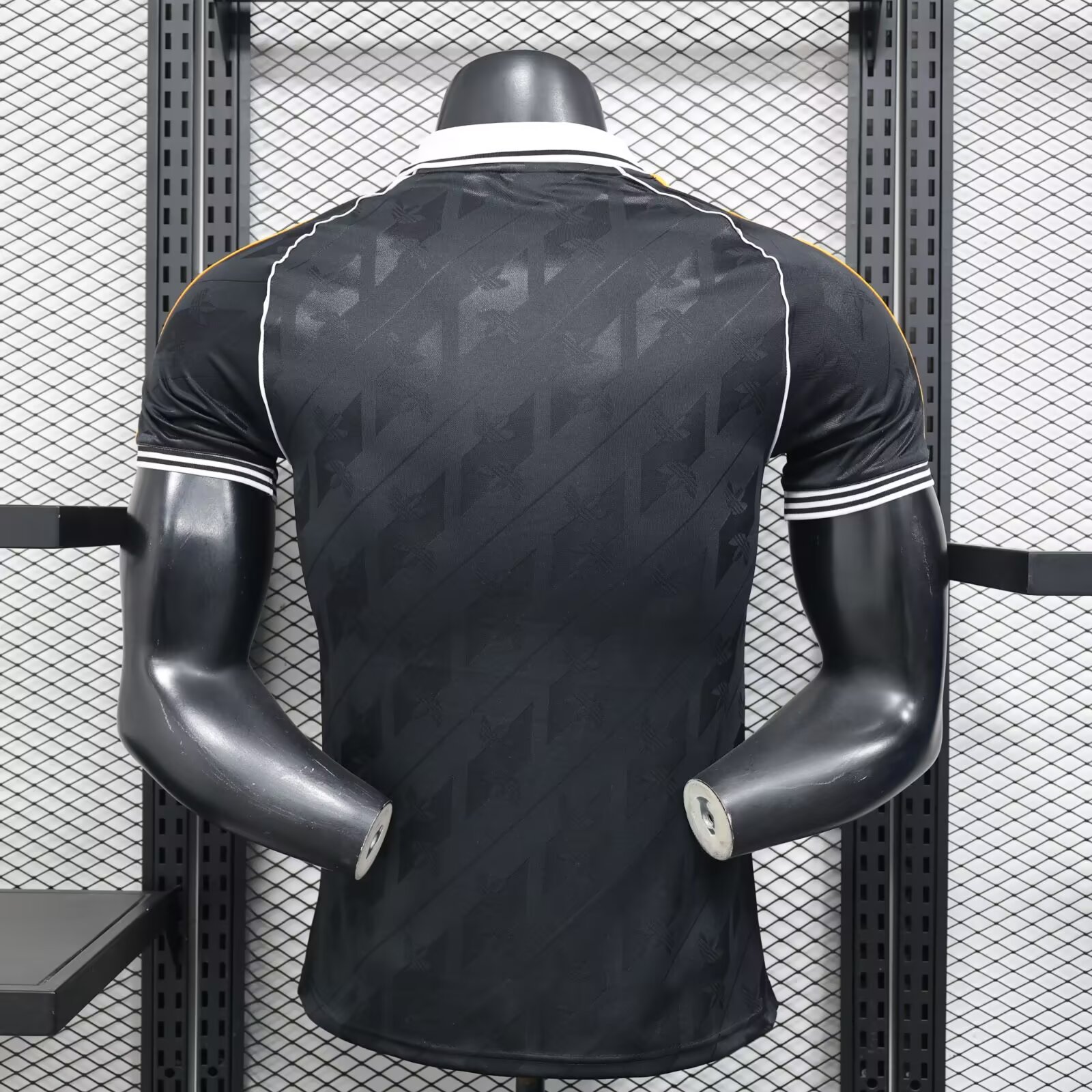 Real Madrid Authentic Soccer Jersey Retro Style Special Edition Shirt 2025/26